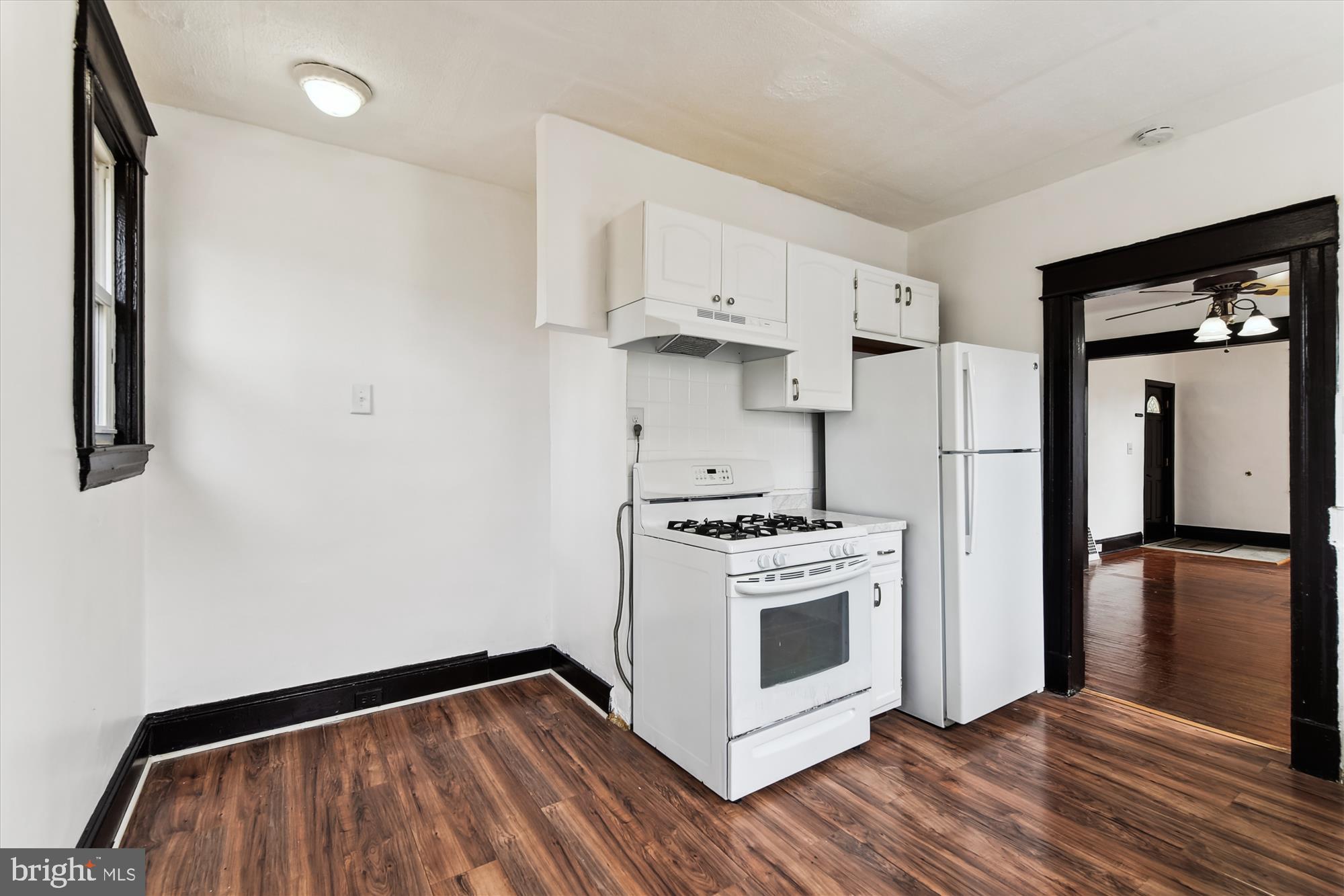 CROSS COUNTRY - Residential