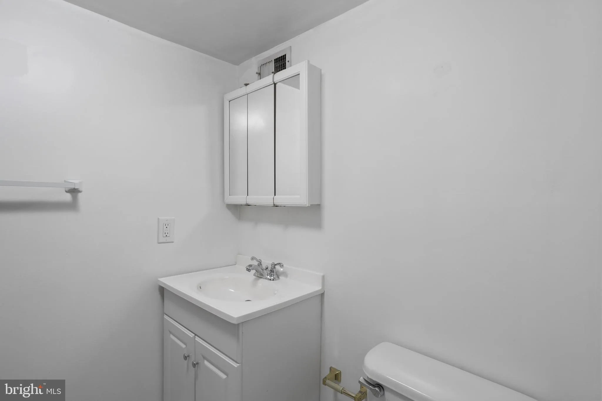 Baltimore, Maryland 21230, United States, 3 Bedrooms Bedrooms, ,2 BathroomsBathrooms,Residential,Active,140022