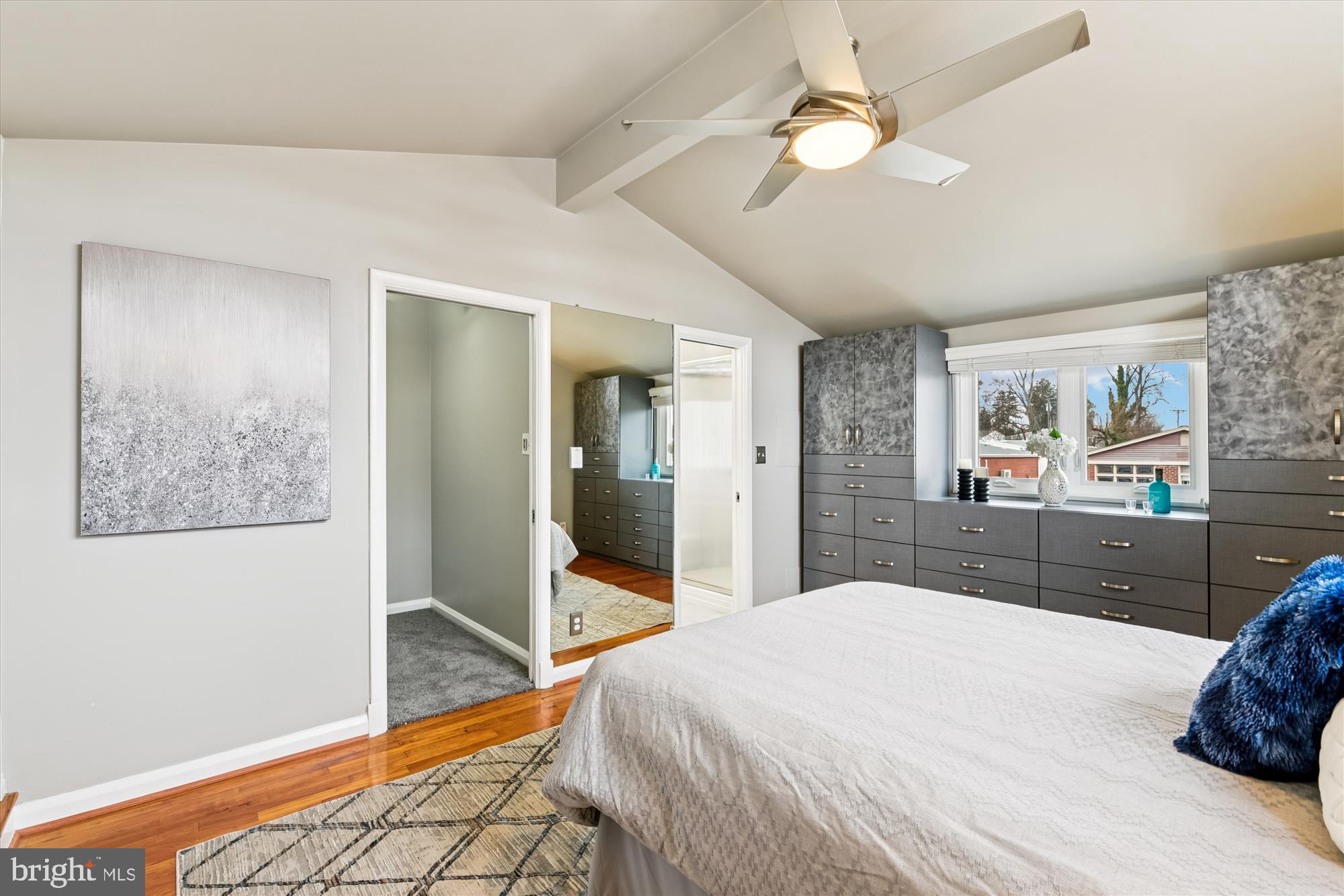 SEVEN MILE - Residential