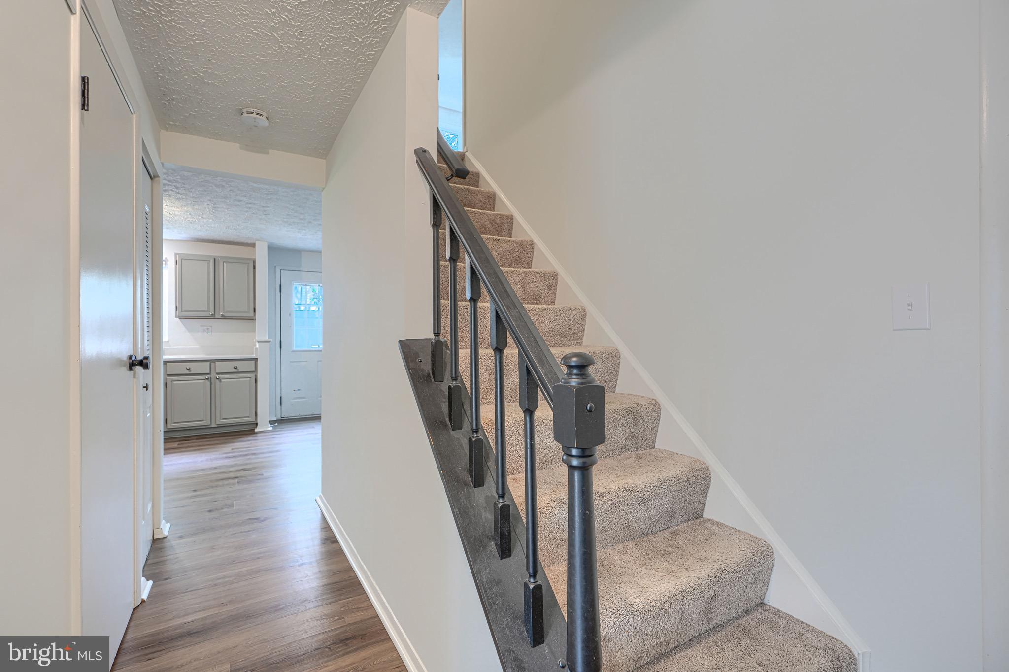 1406 FAIRBANKS DRIVE