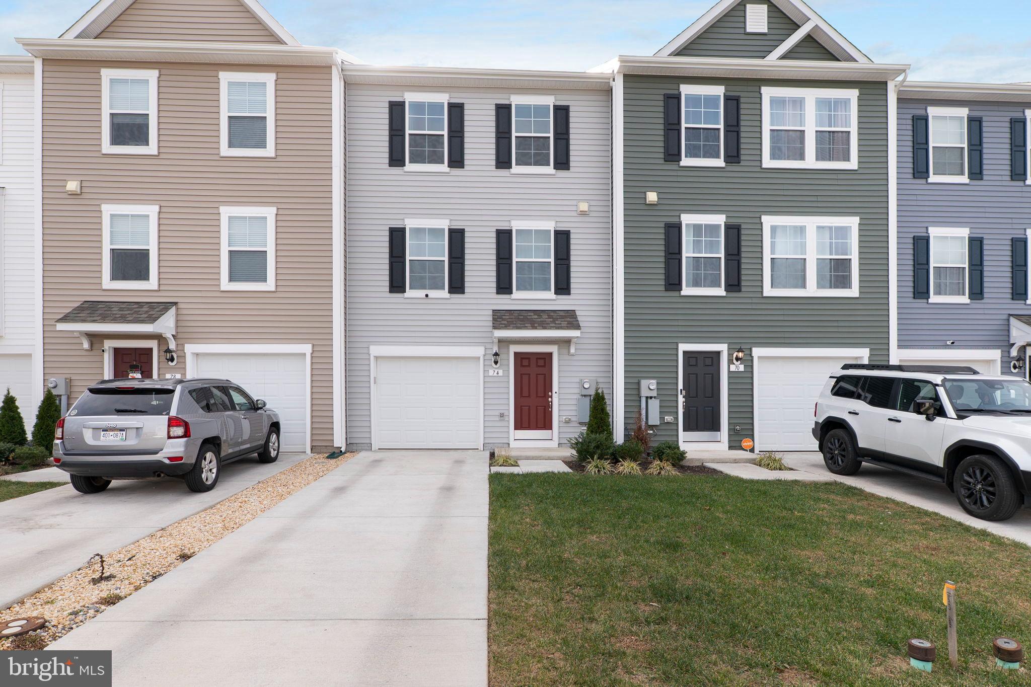 MCCAULEY CROSSING - Residential