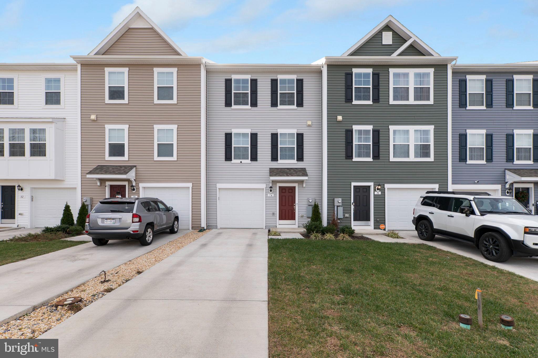 MCCAULEY CROSSING - Residential