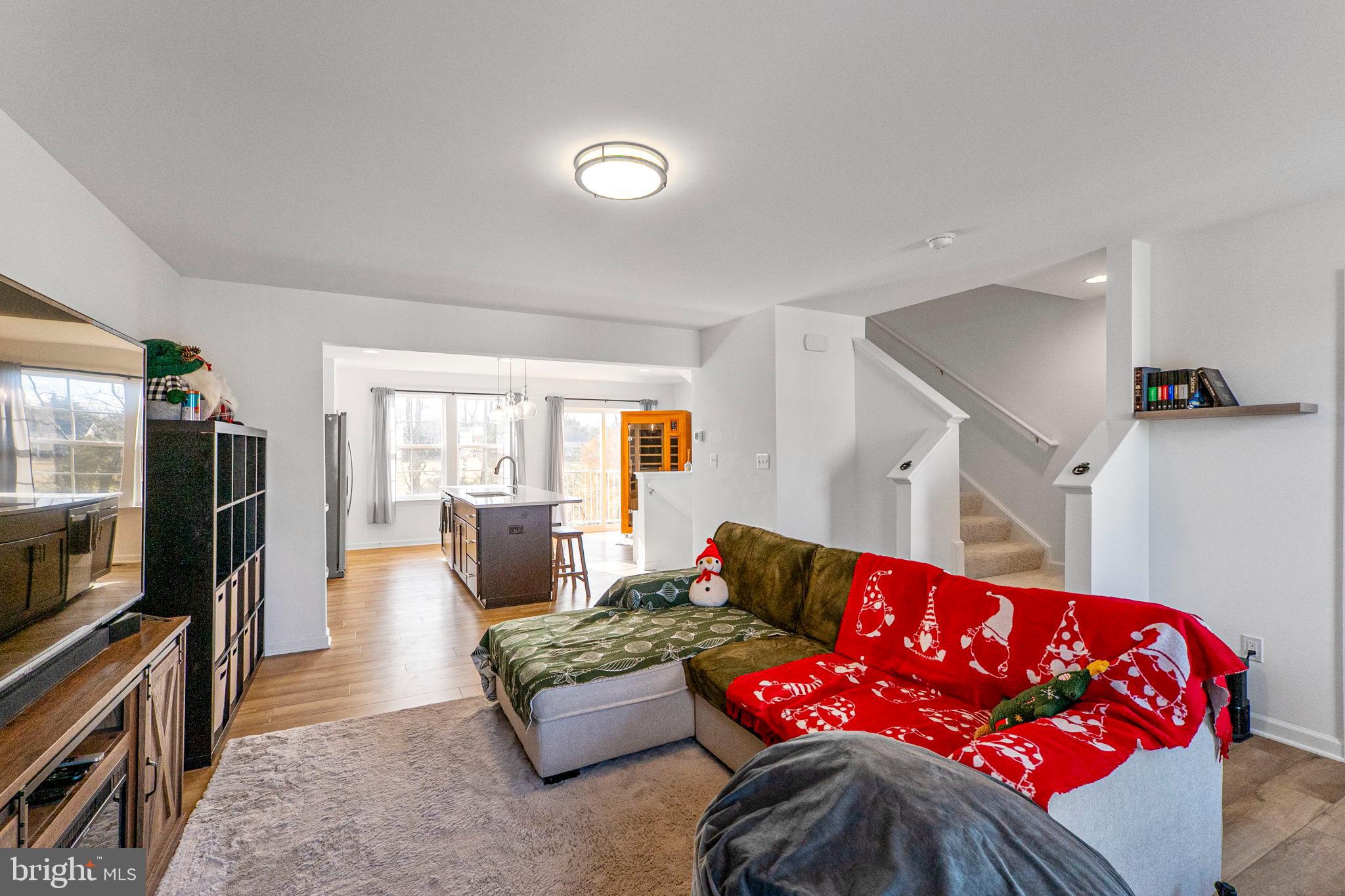 MCCAULEY CROSSING - Residential