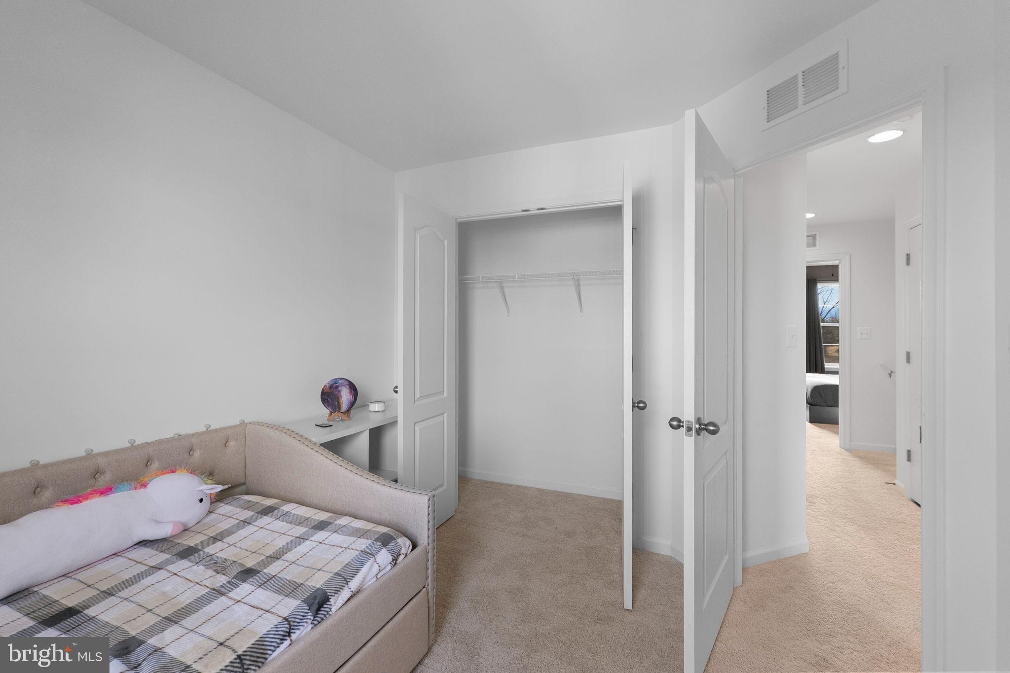 MCCAULEY CROSSING - Residential