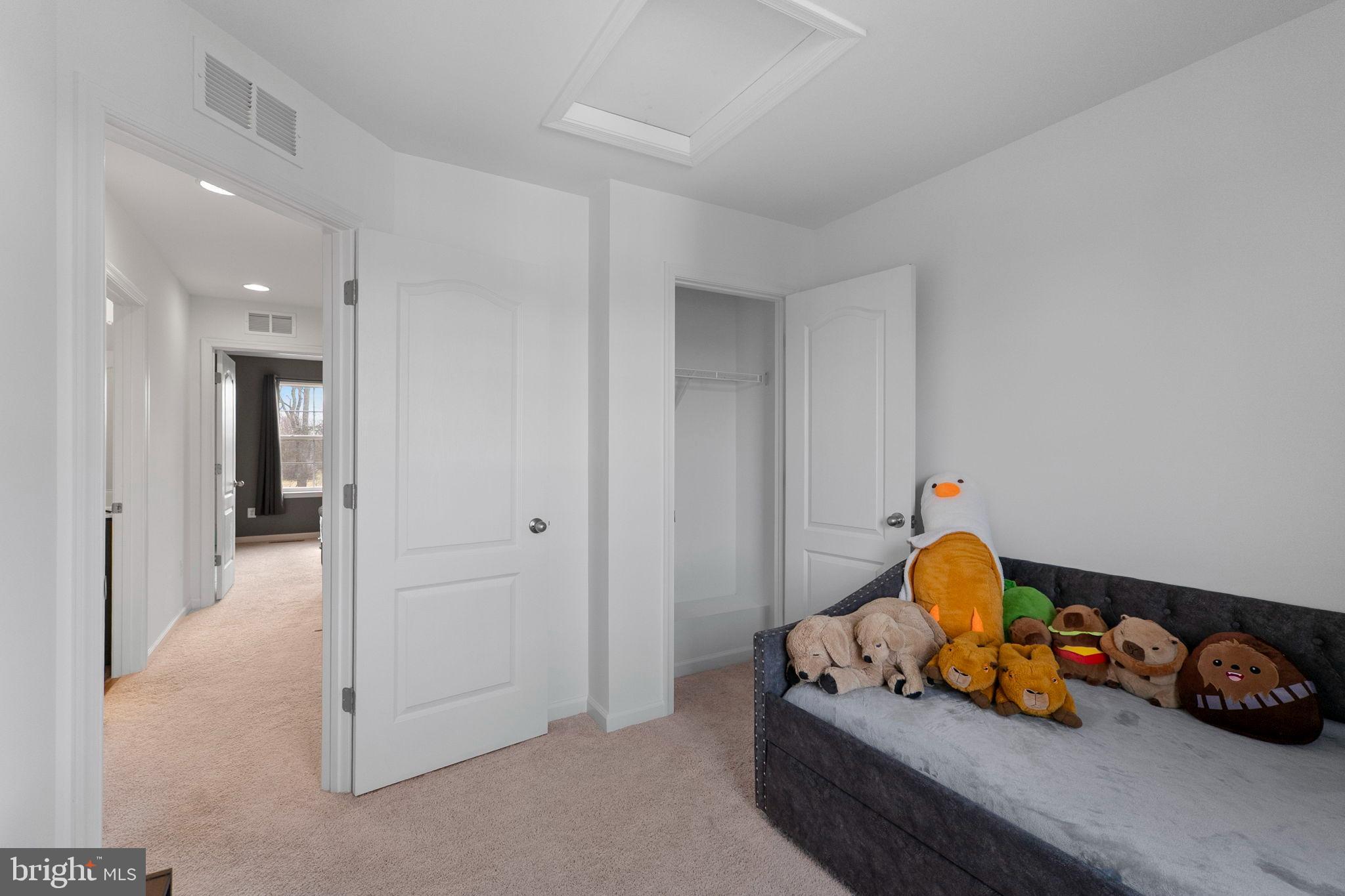 MCCAULEY CROSSING - Residential