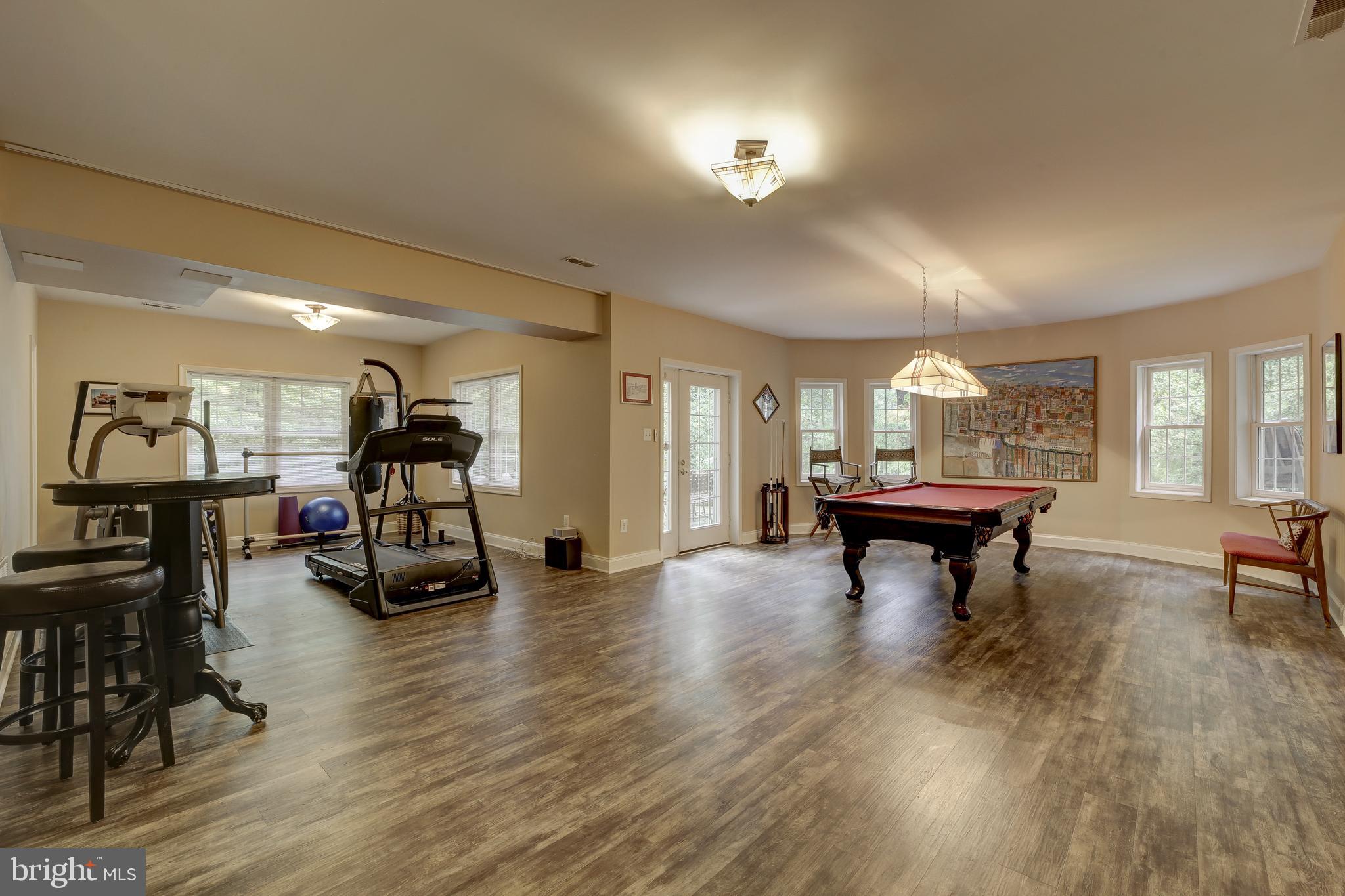 GLEN HILLS - Residential