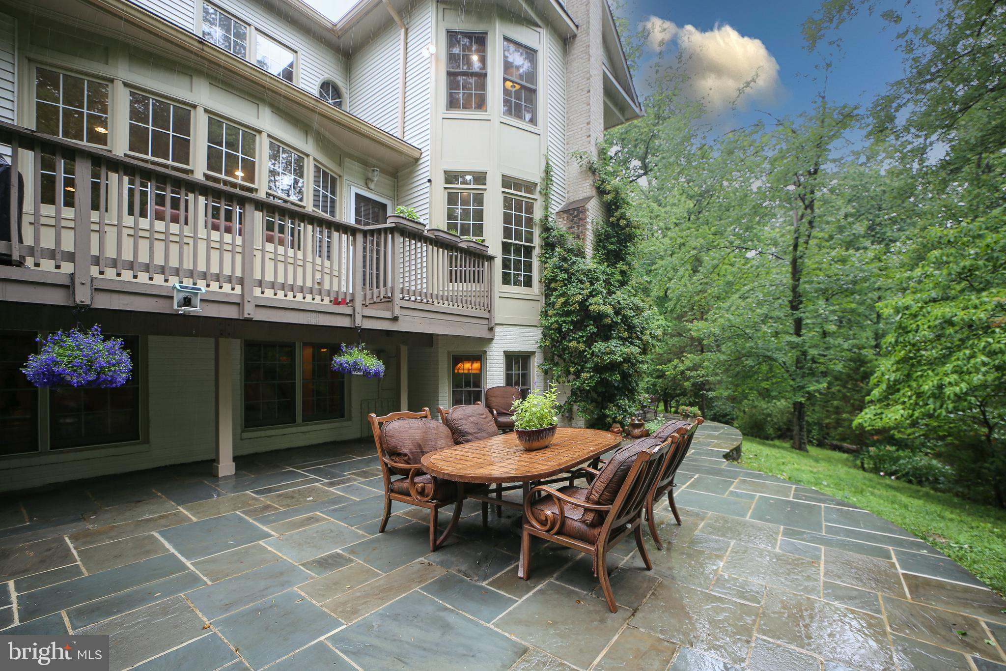 GLEN HILLS - Residential