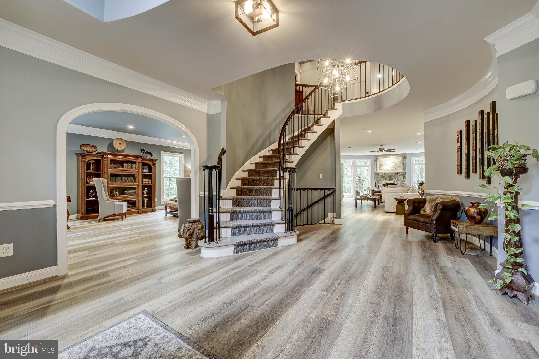 GLEN HILLS - Residential