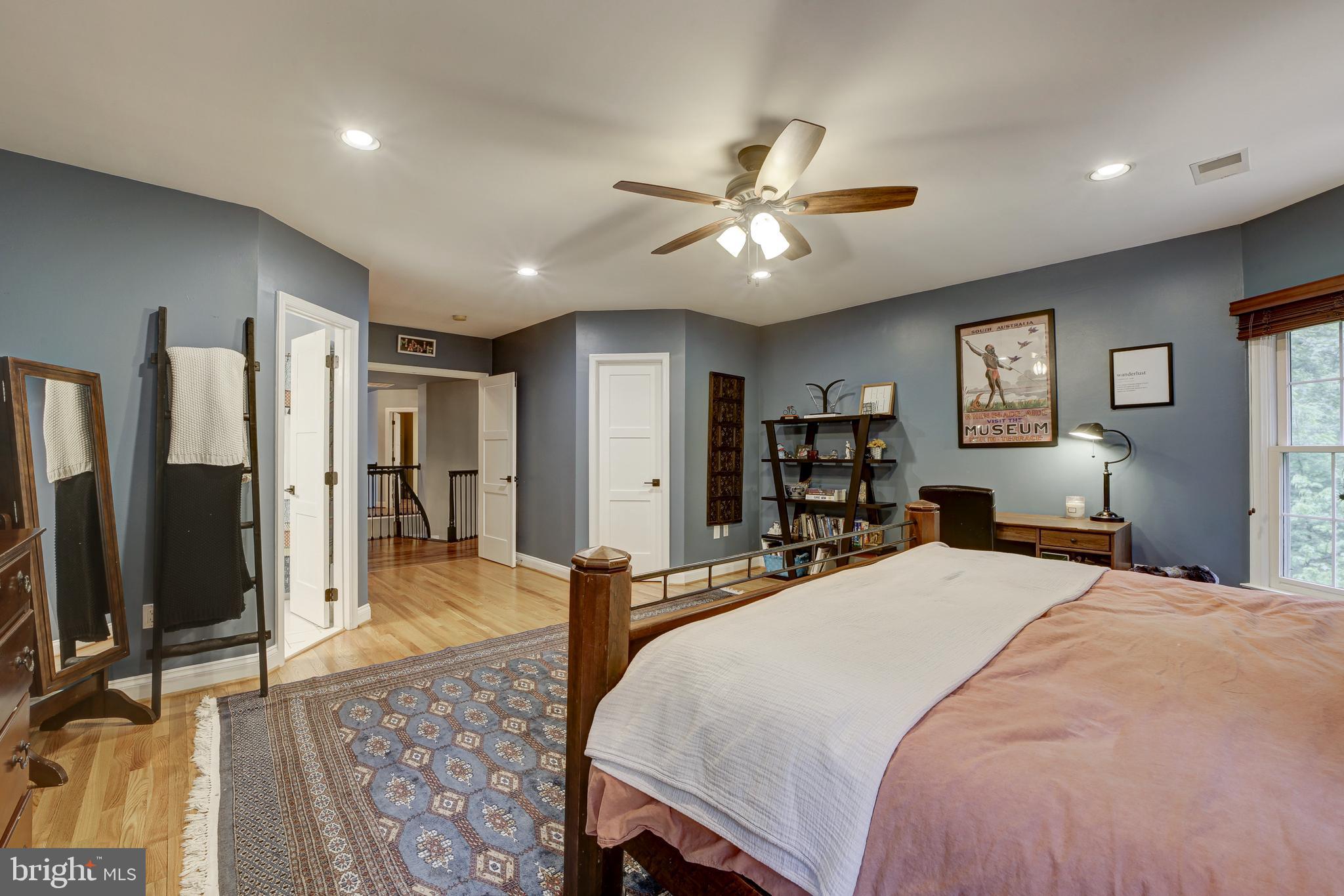 GLEN HILLS - Residential