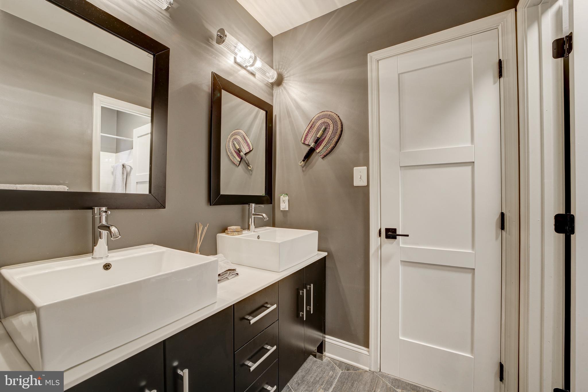 GLEN HILLS - Residential