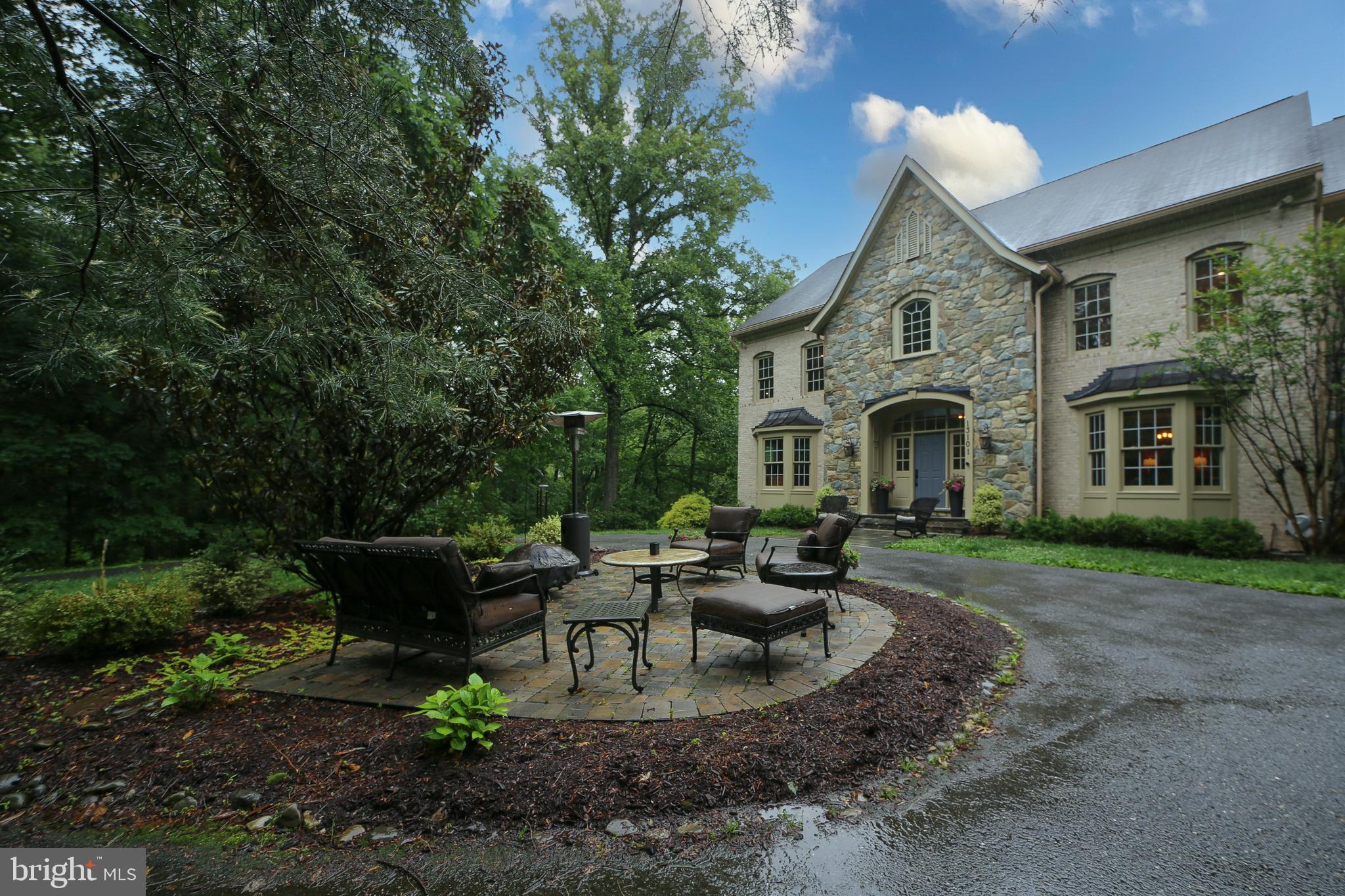 GLEN HILLS - Residential