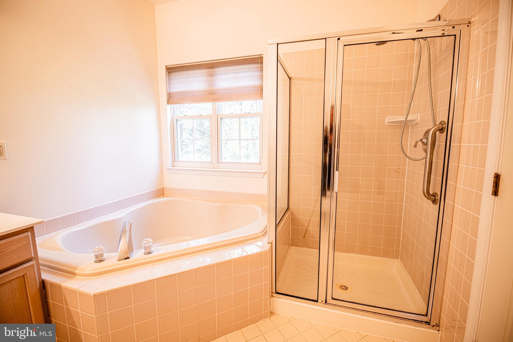 LEGACY OAKS - Residential