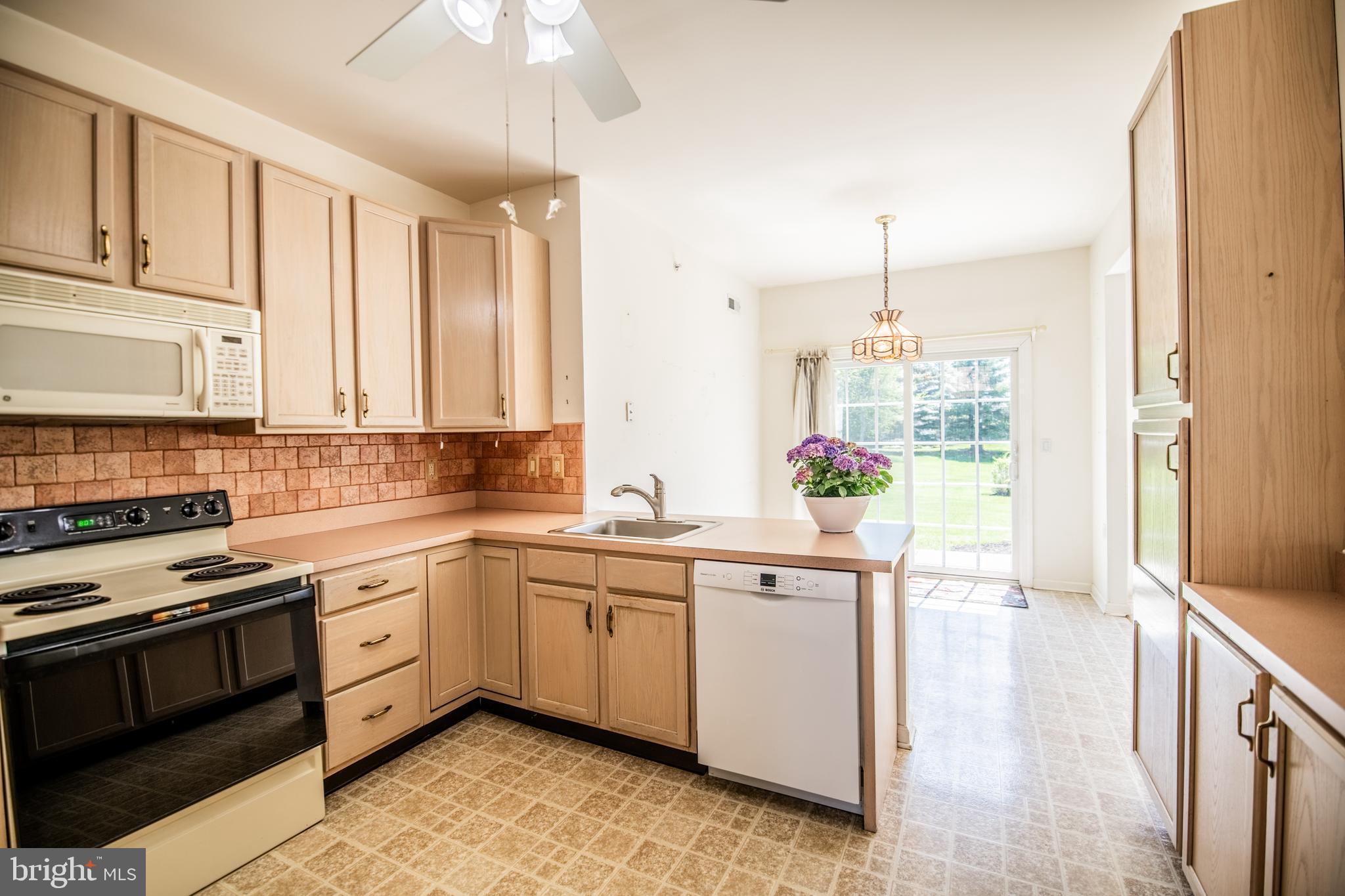 LEGACY OAKS - Residential