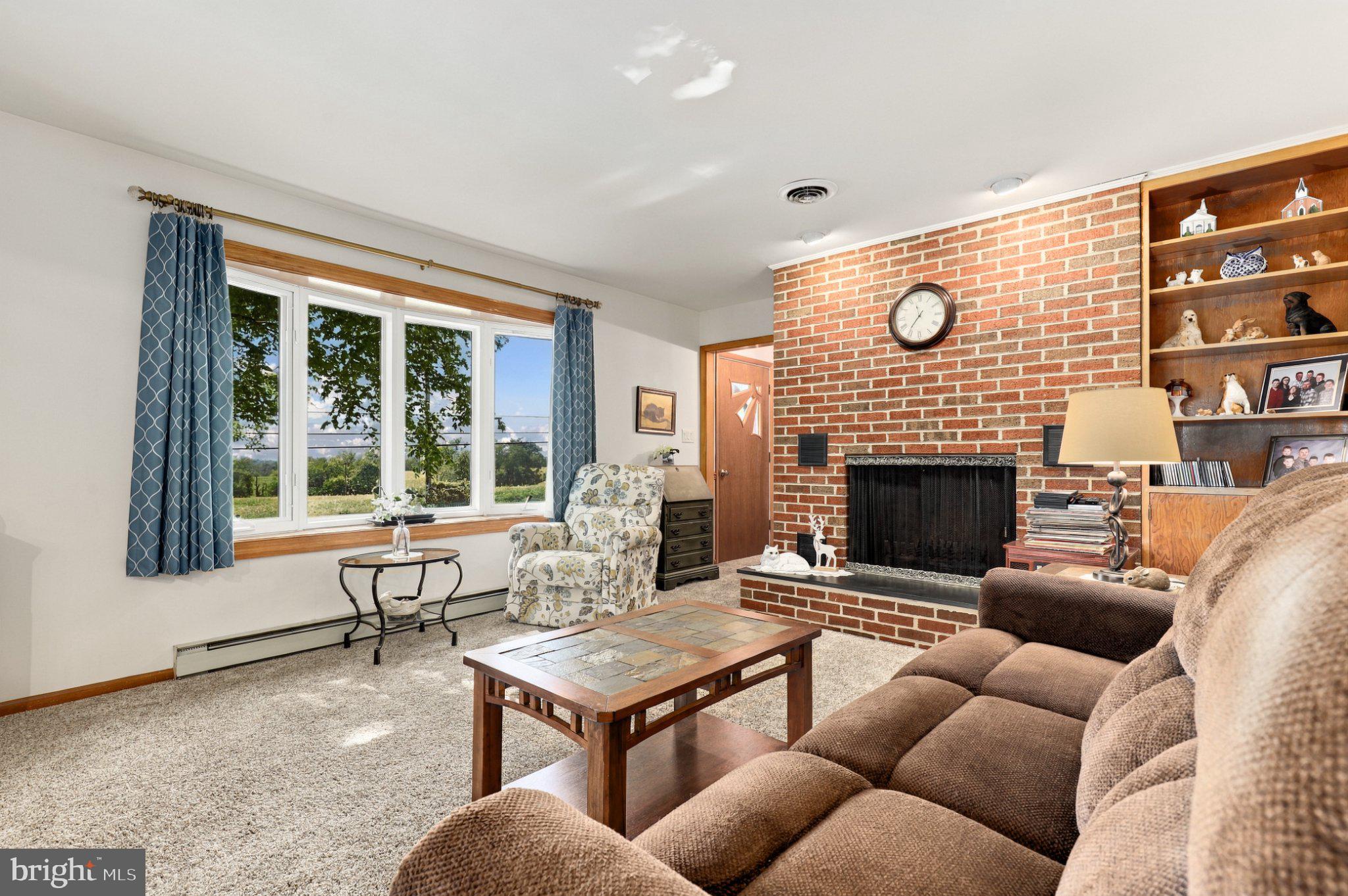 2242 JEFFERSON PIKE