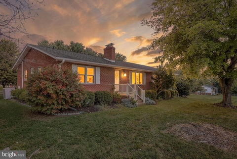 Photo of 2242 Jefferson Pike, KNOXVILLE, MD 21758 (MLS # MDFR2089654)