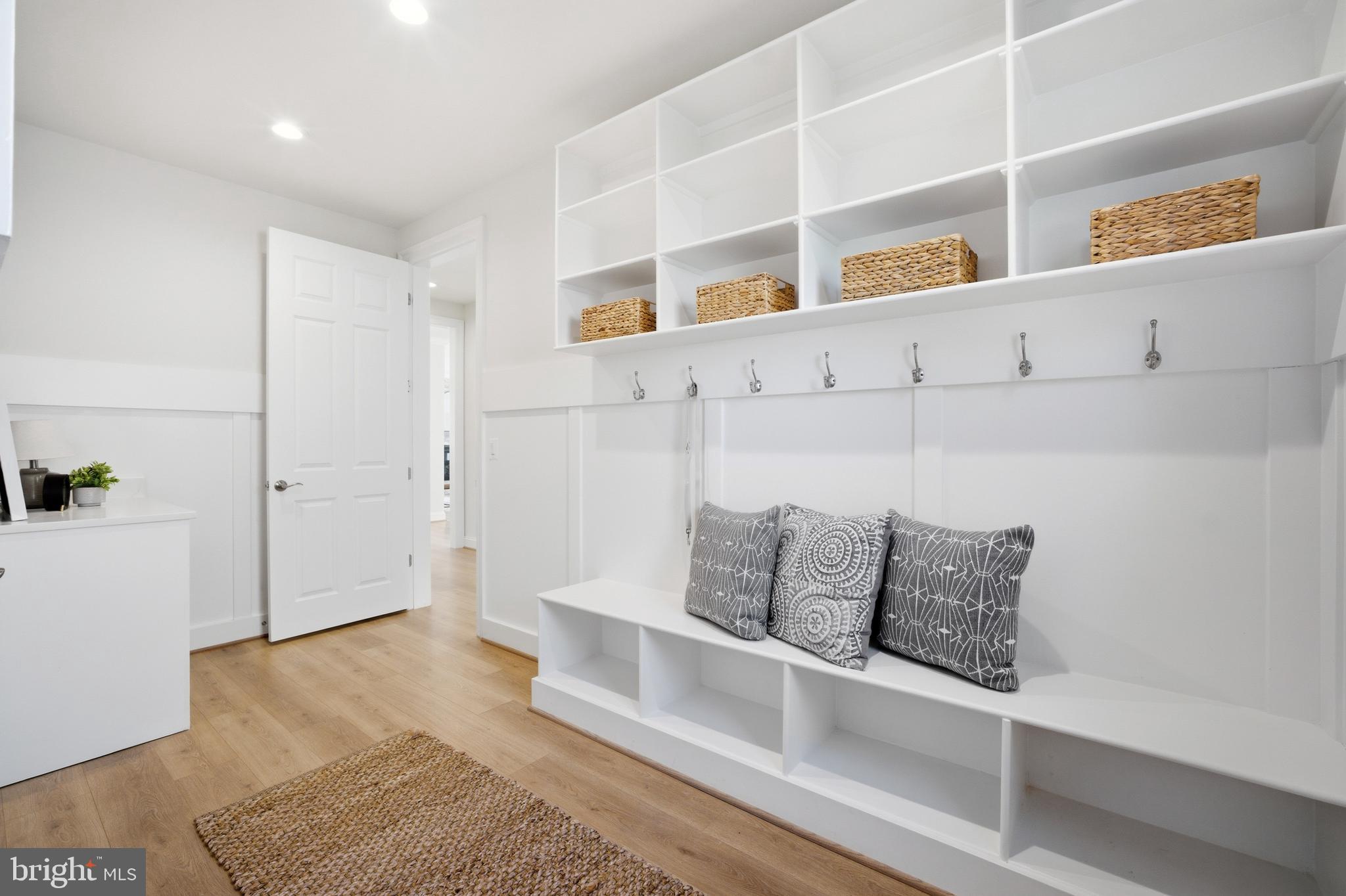 POTOMAC HILLS - Residential