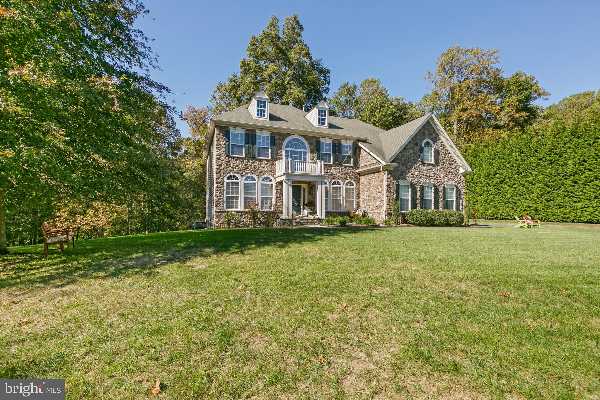 MARTIN MEADOWS - Residential