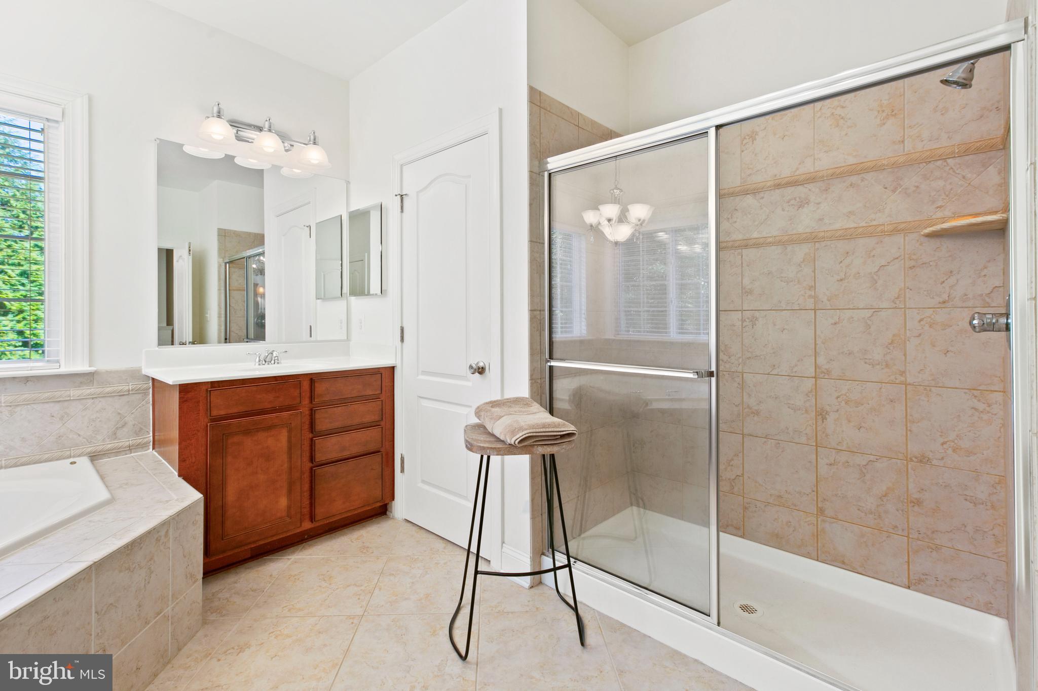 MARTIN MEADOWS - Residential