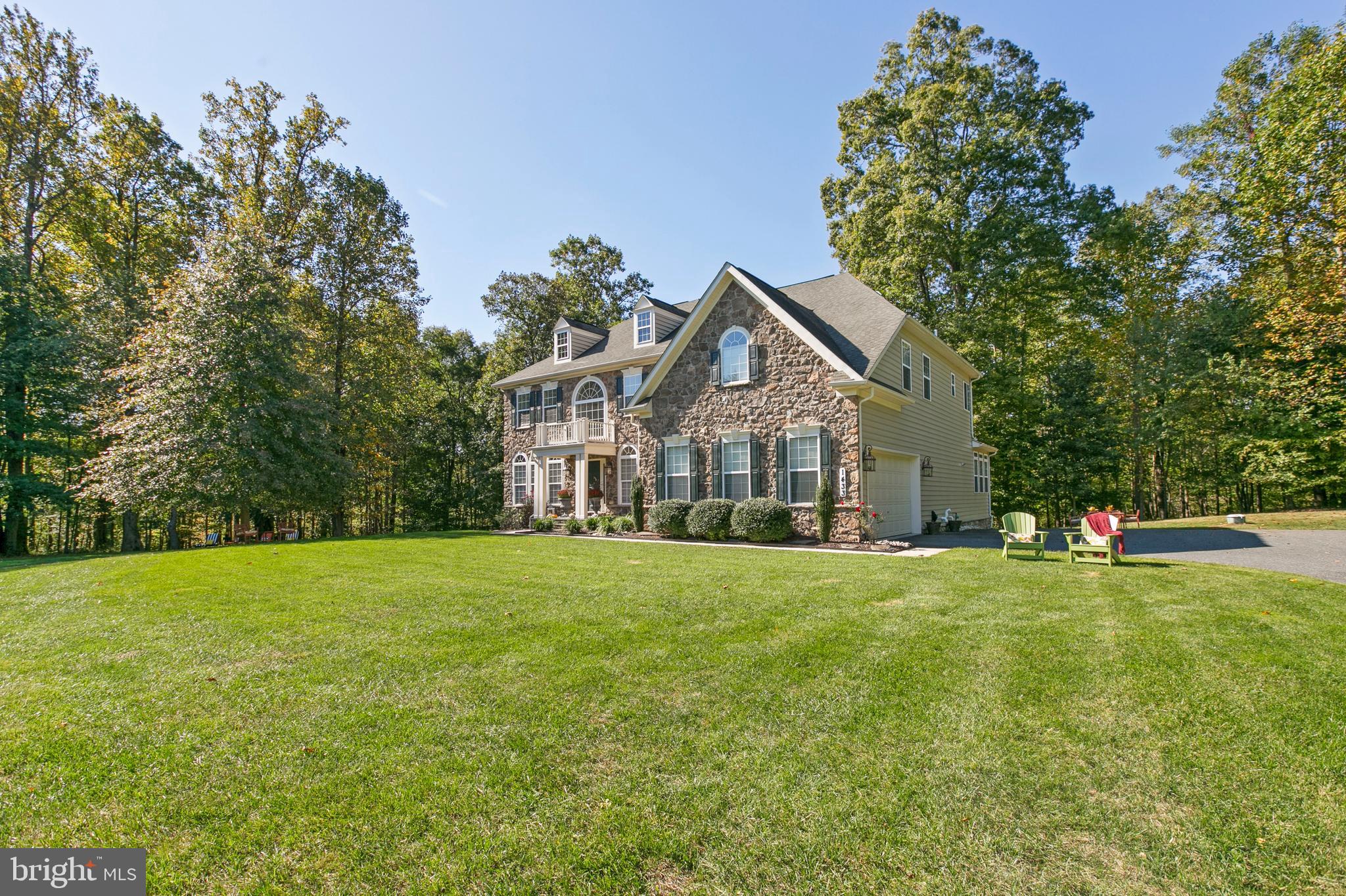 MARTIN MEADOWS - Residential