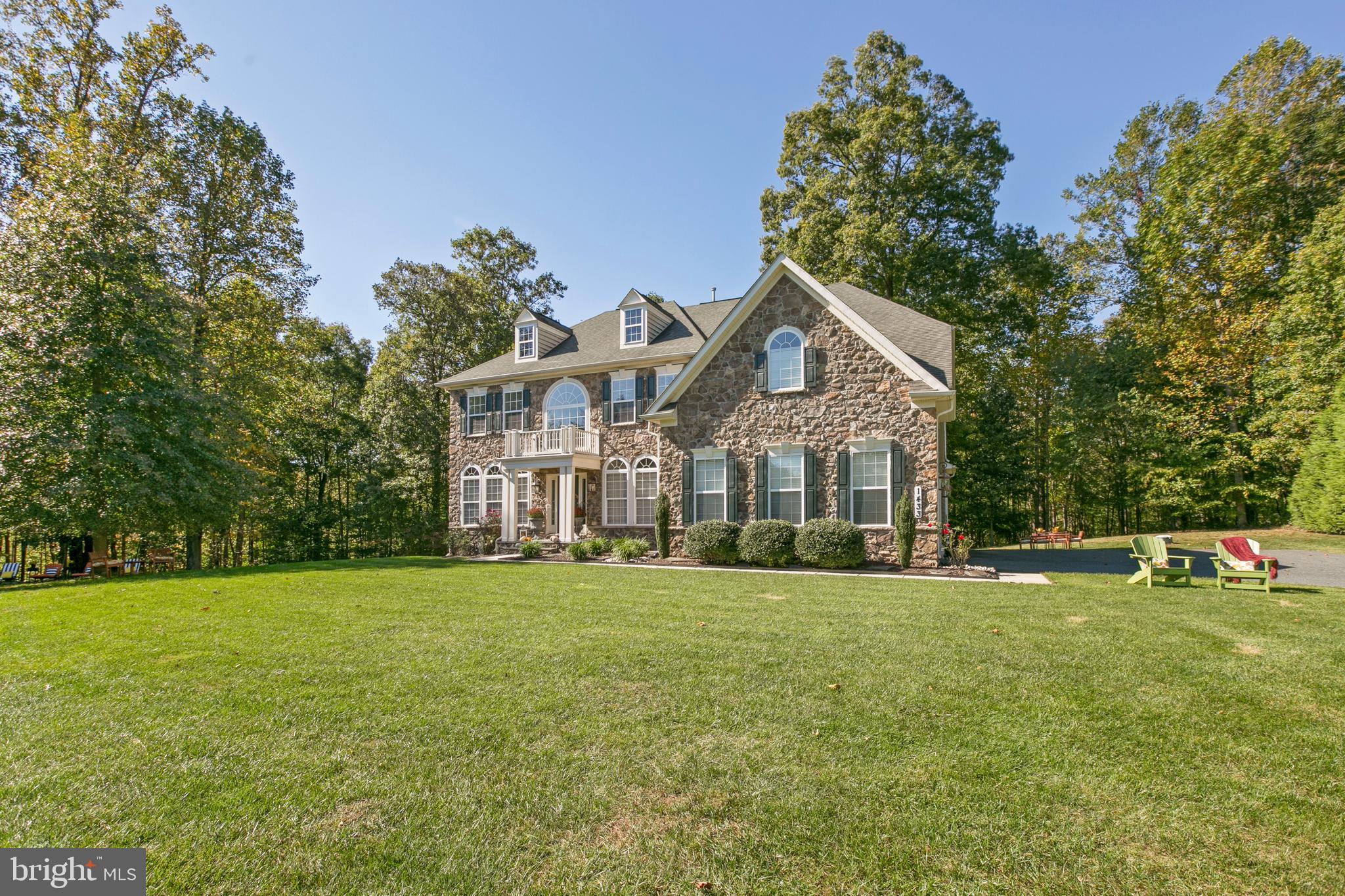 MARTIN MEADOWS - Residential