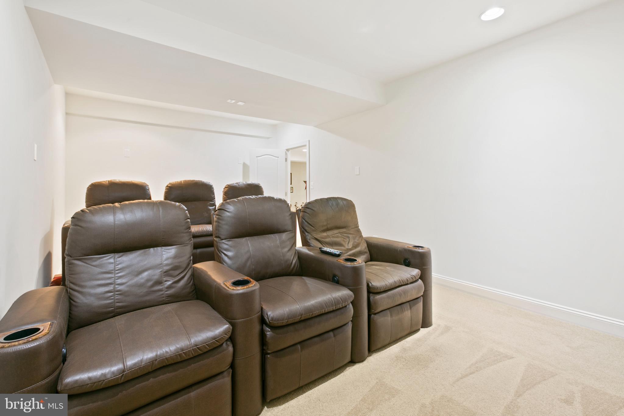 MARTIN MEADOWS - Residential