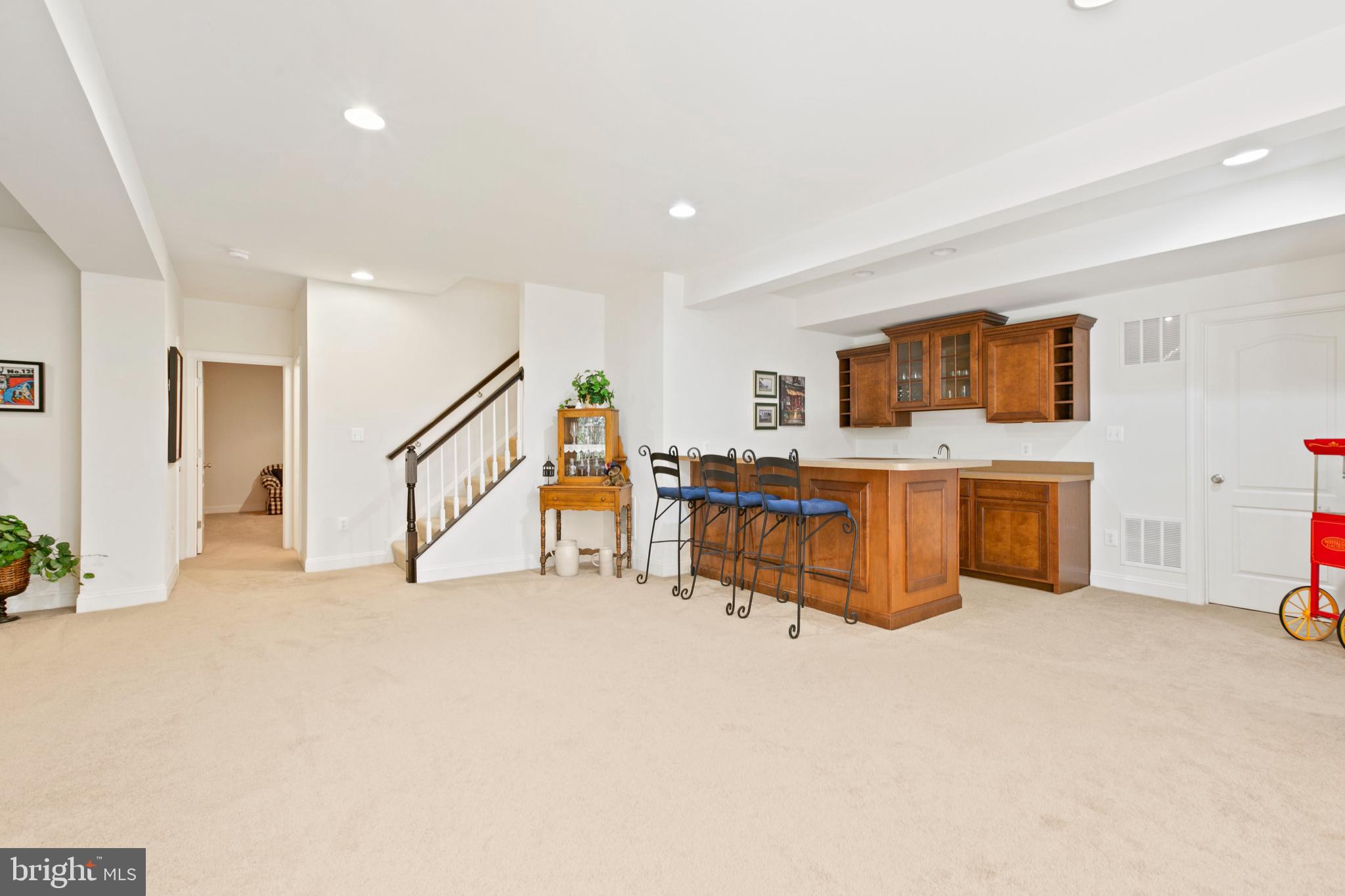 MARTIN MEADOWS - Residential