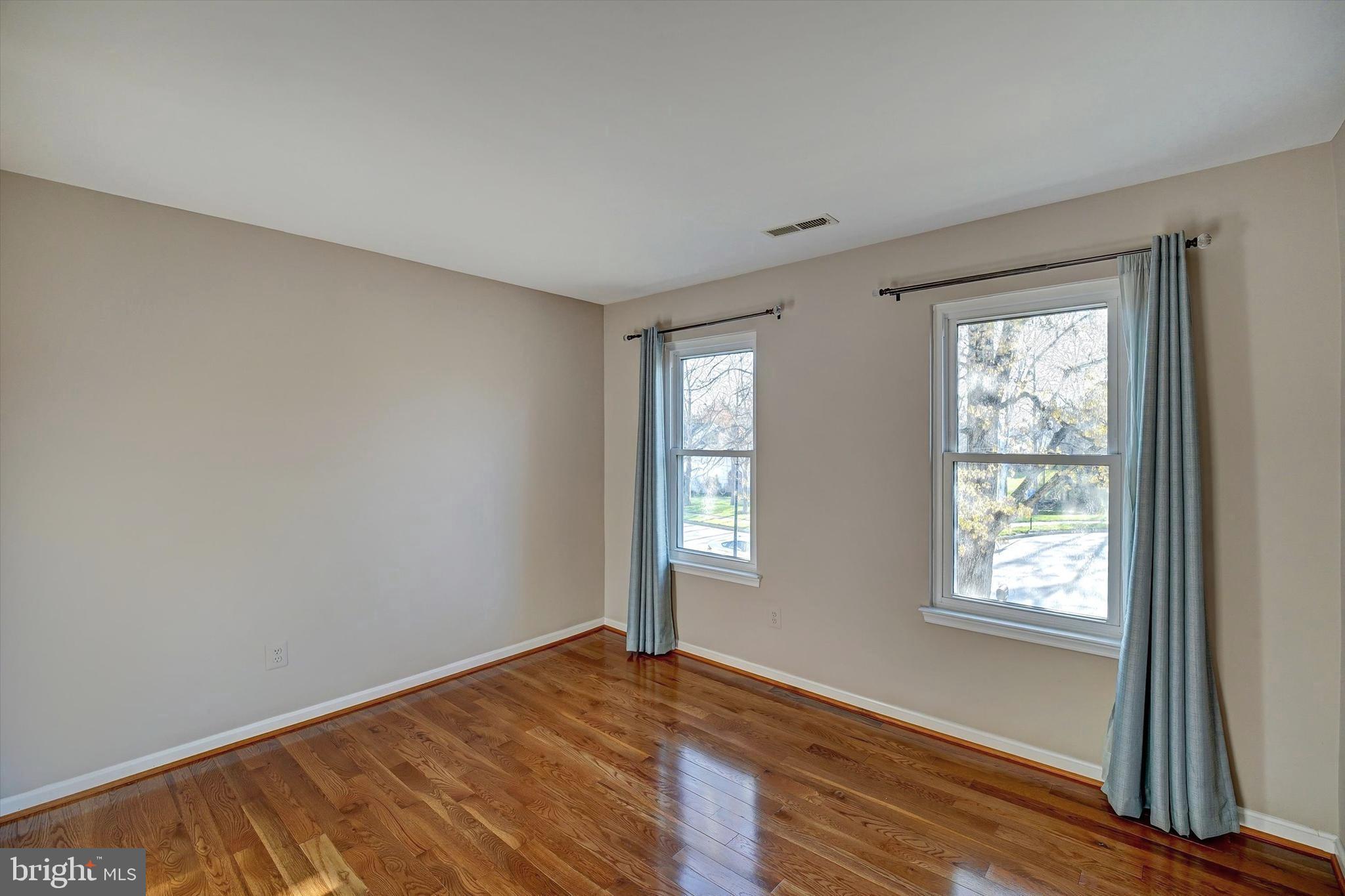 FRANKLIN FARM - Residential