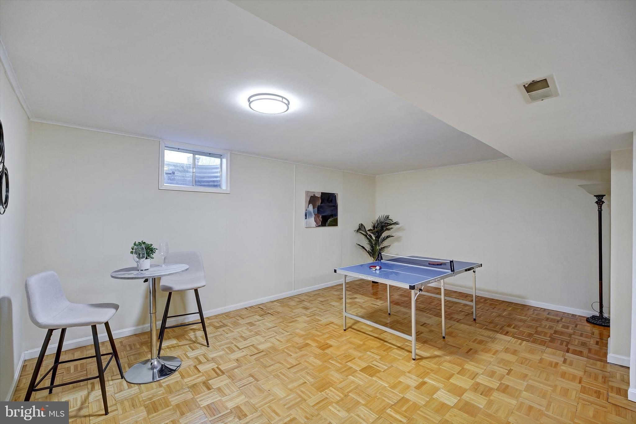 FRANKLIN FARM - Residential