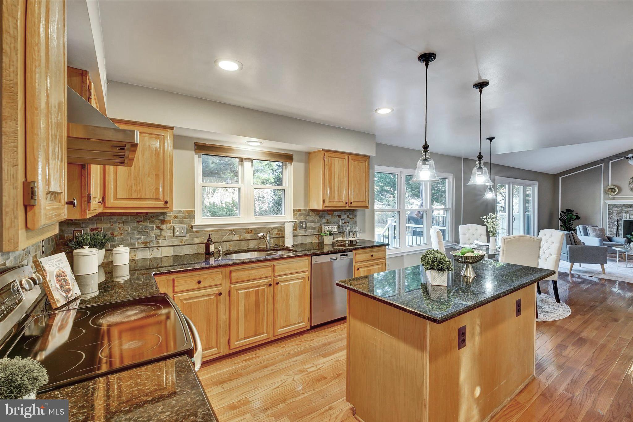 FRANKLIN FARM - Residential