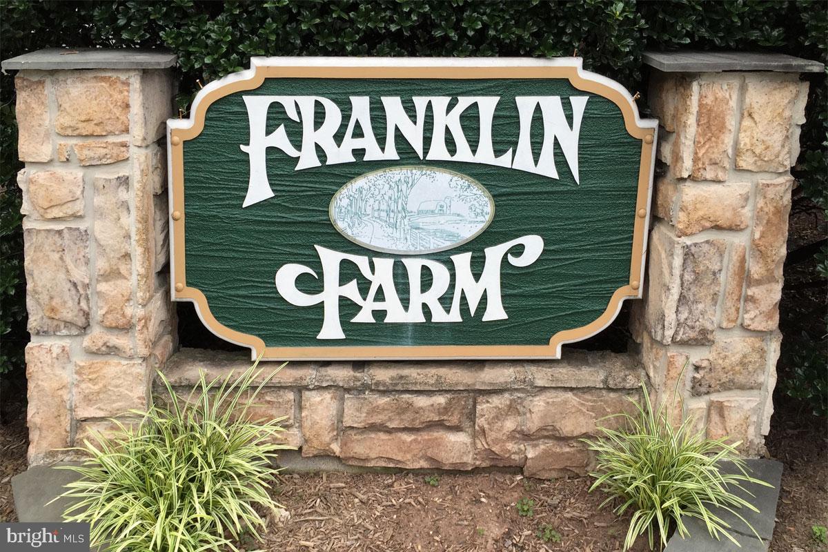 FRANKLIN FARM - Residential