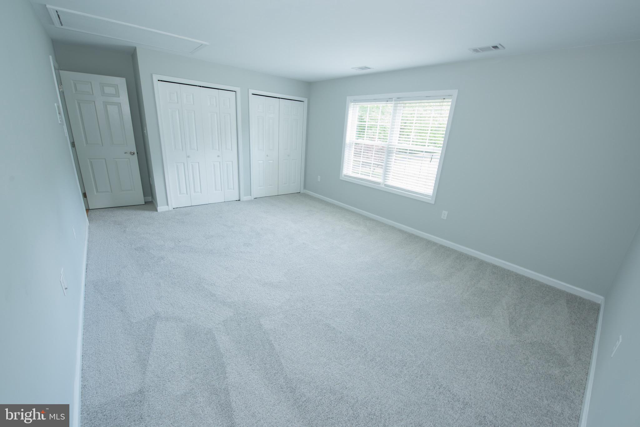 ELVATON ACRES - Residential