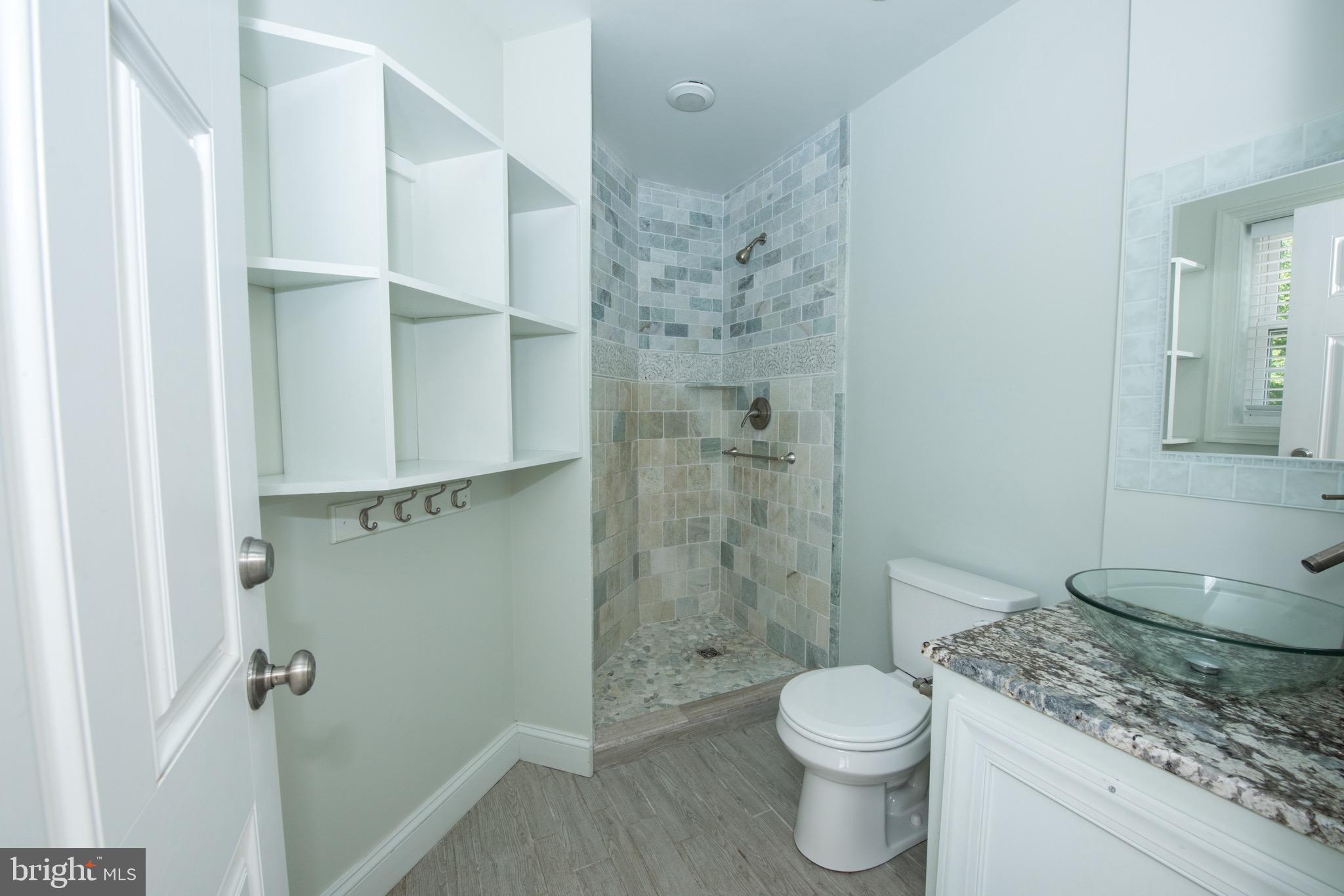 ELVATON ACRES - Residential