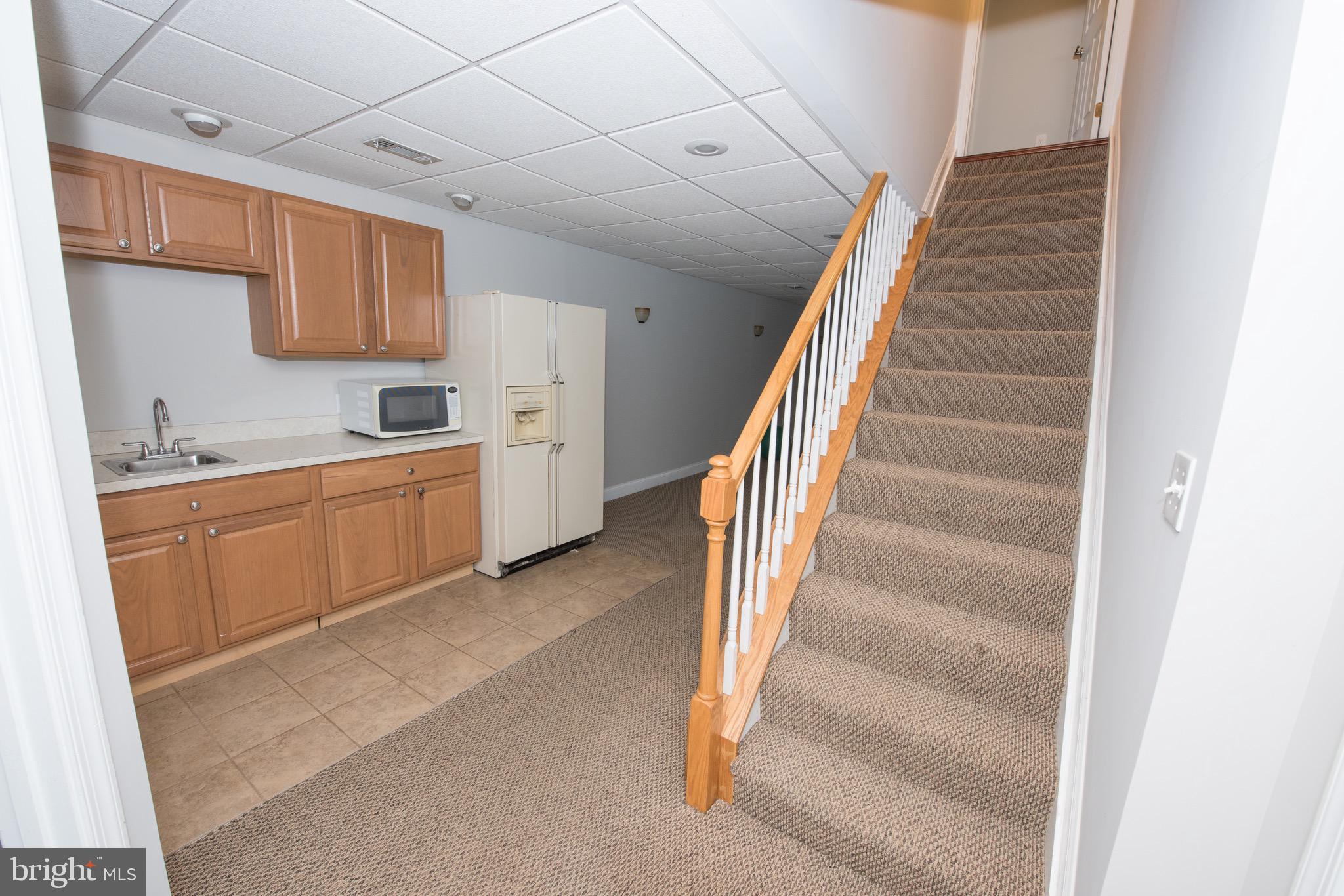 ELVATON ACRES - Residential