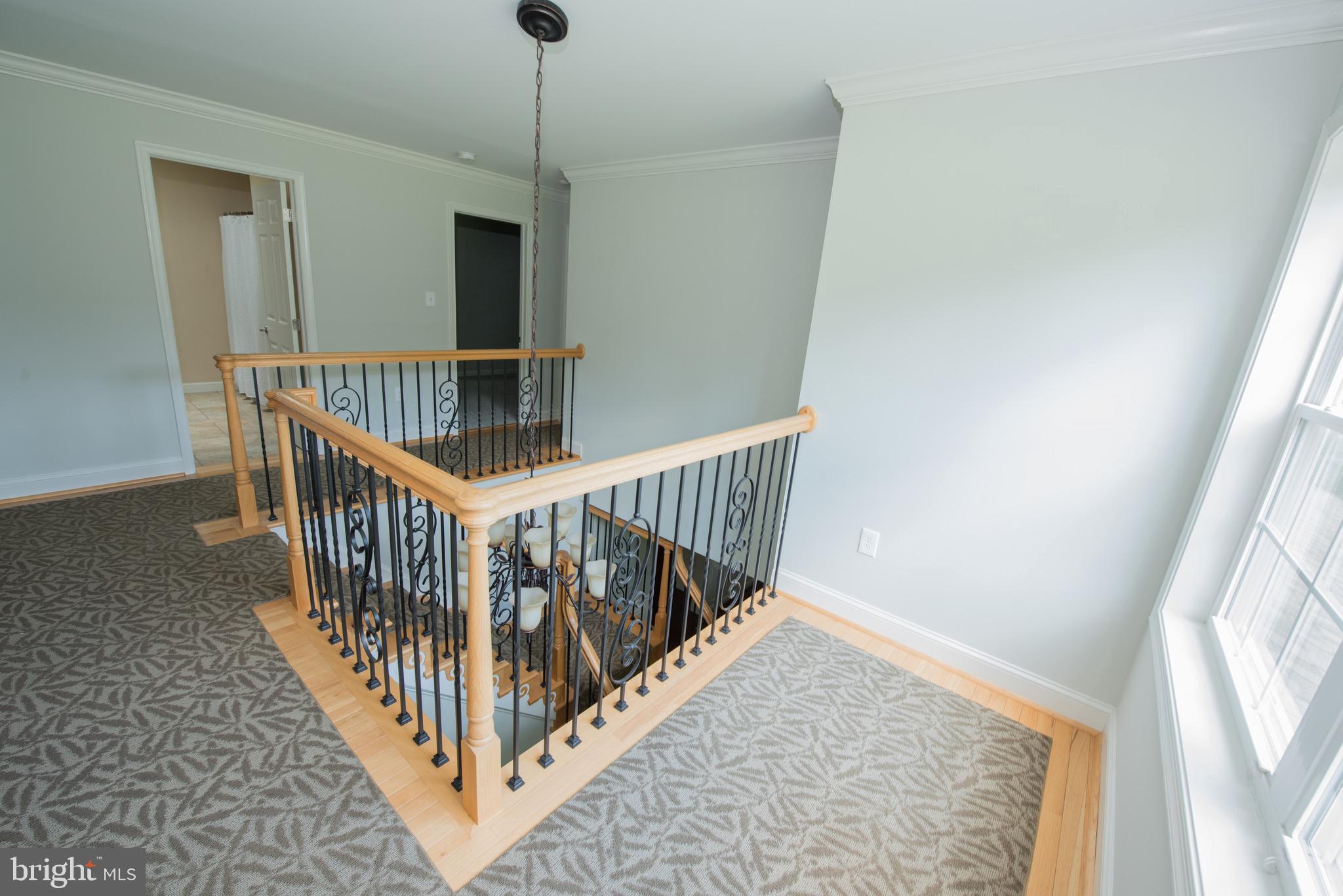 ELVATON ACRES - Residential