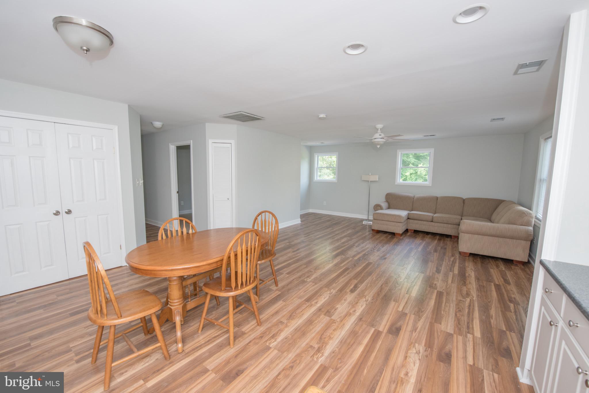 ELVATON ACRES - Residential