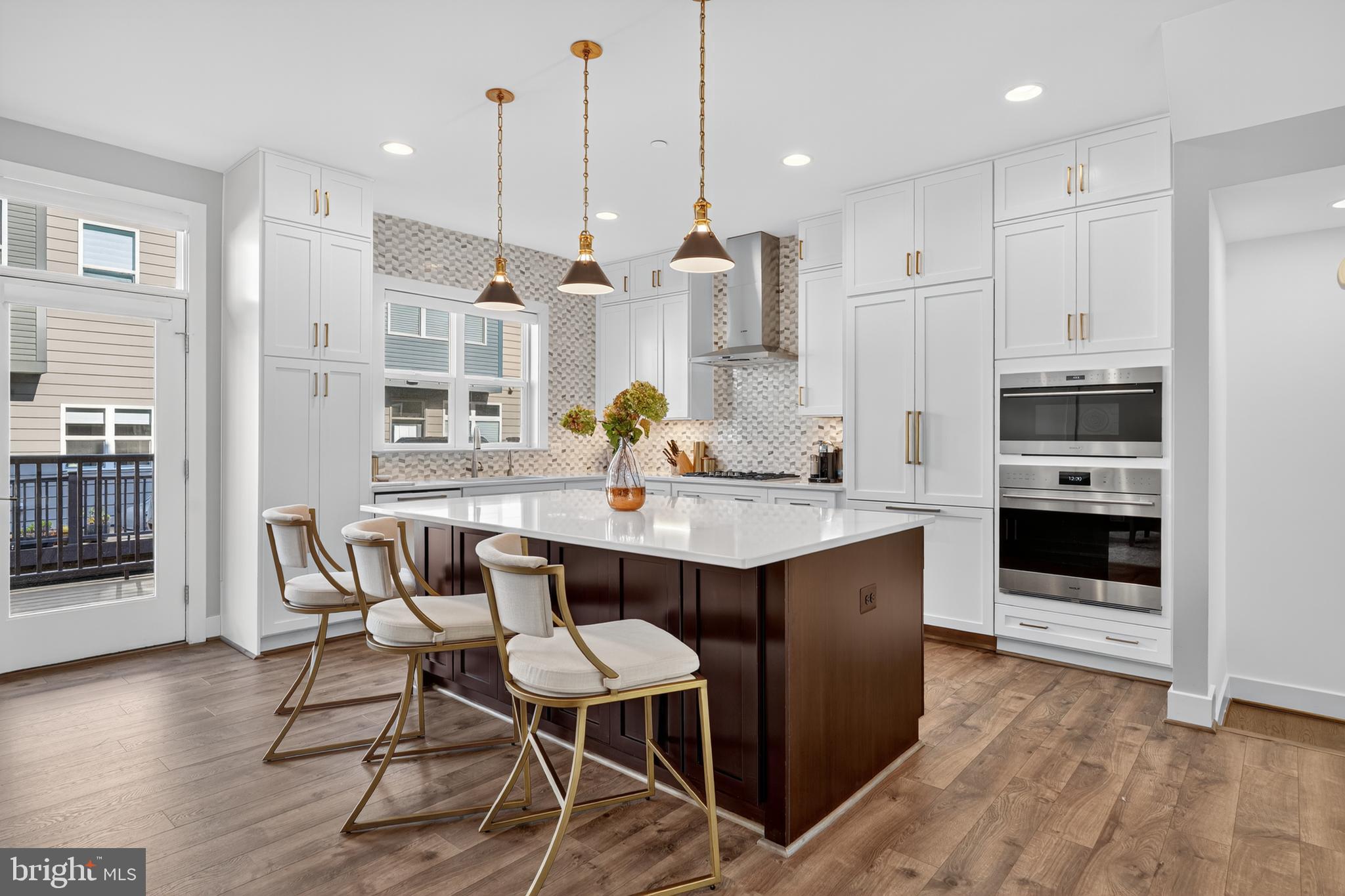 TOWER OAKS - Residential