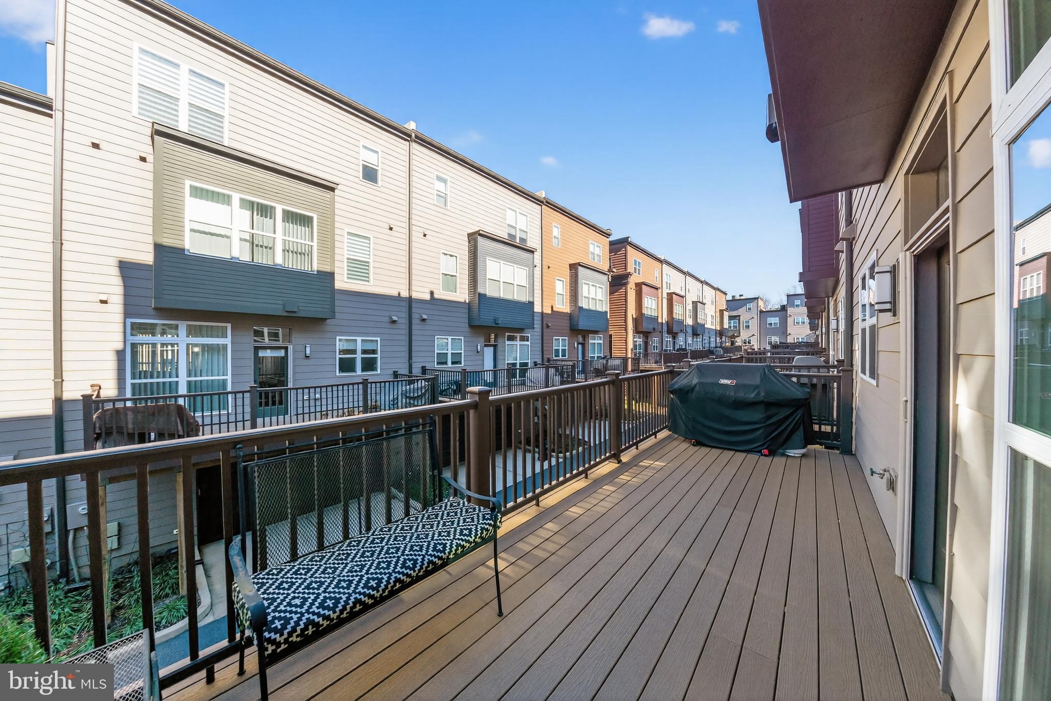 TOWER OAKS - Residential