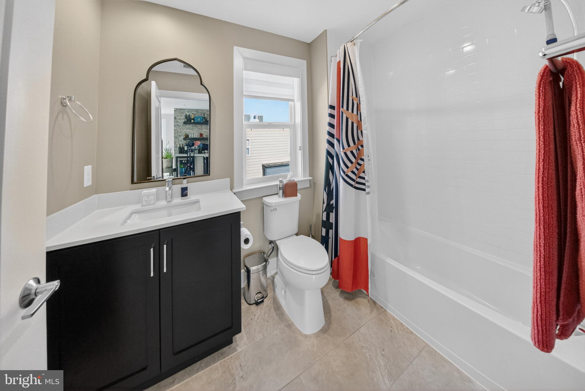 TOWER OAKS - Residential