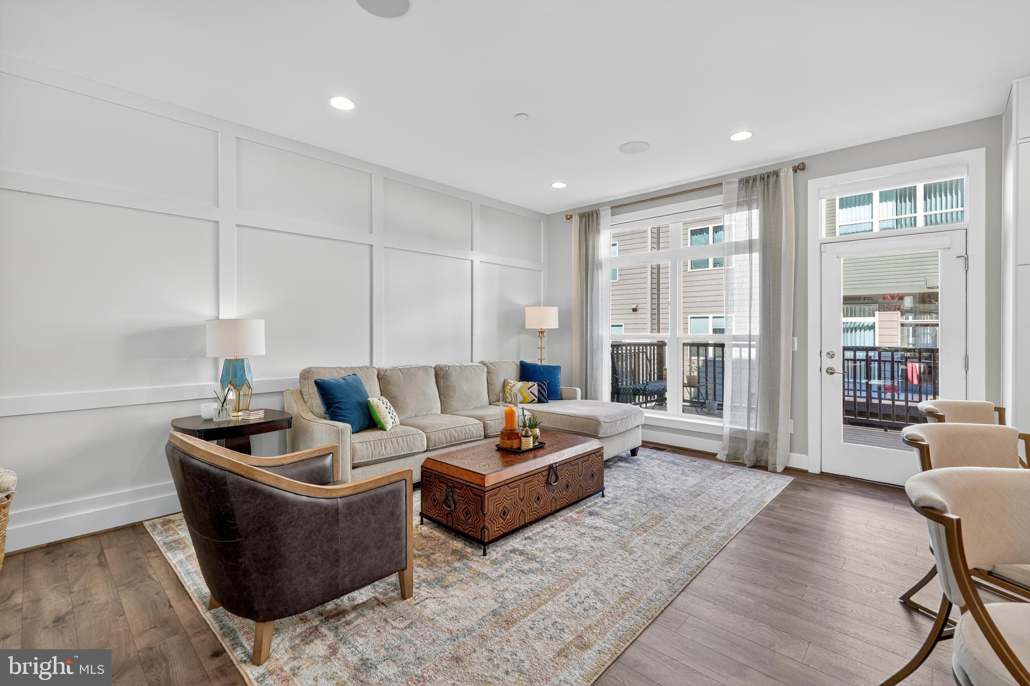 TOWER OAKS - Residential