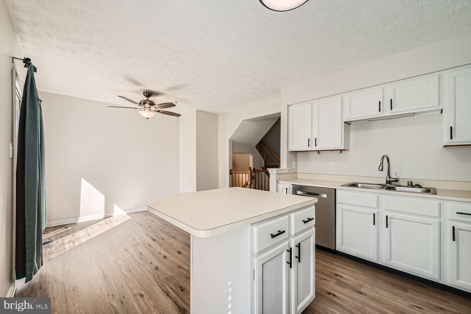 PINEY ORCHARD - Residential Lease