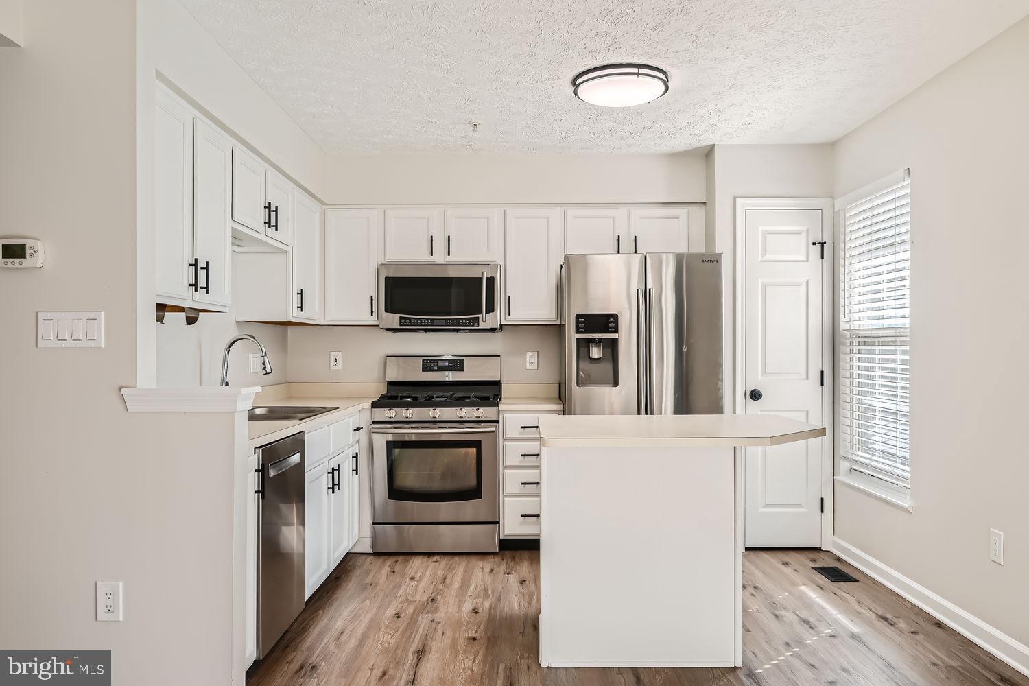 PINEY ORCHARD - Residential Lease