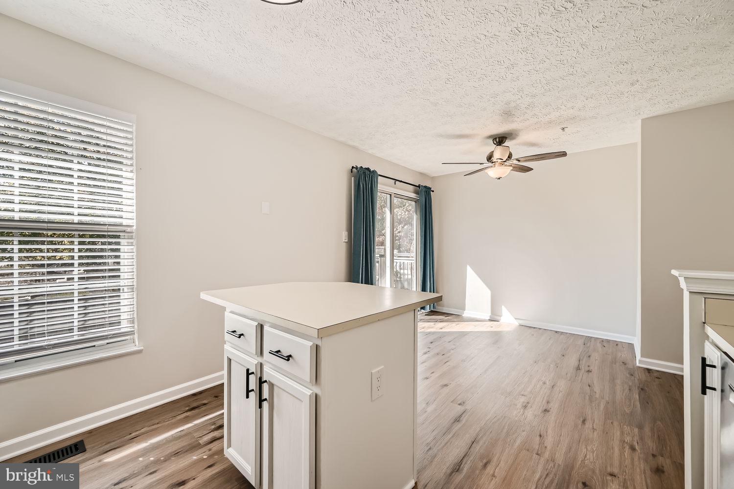 PINEY ORCHARD - Residential Lease