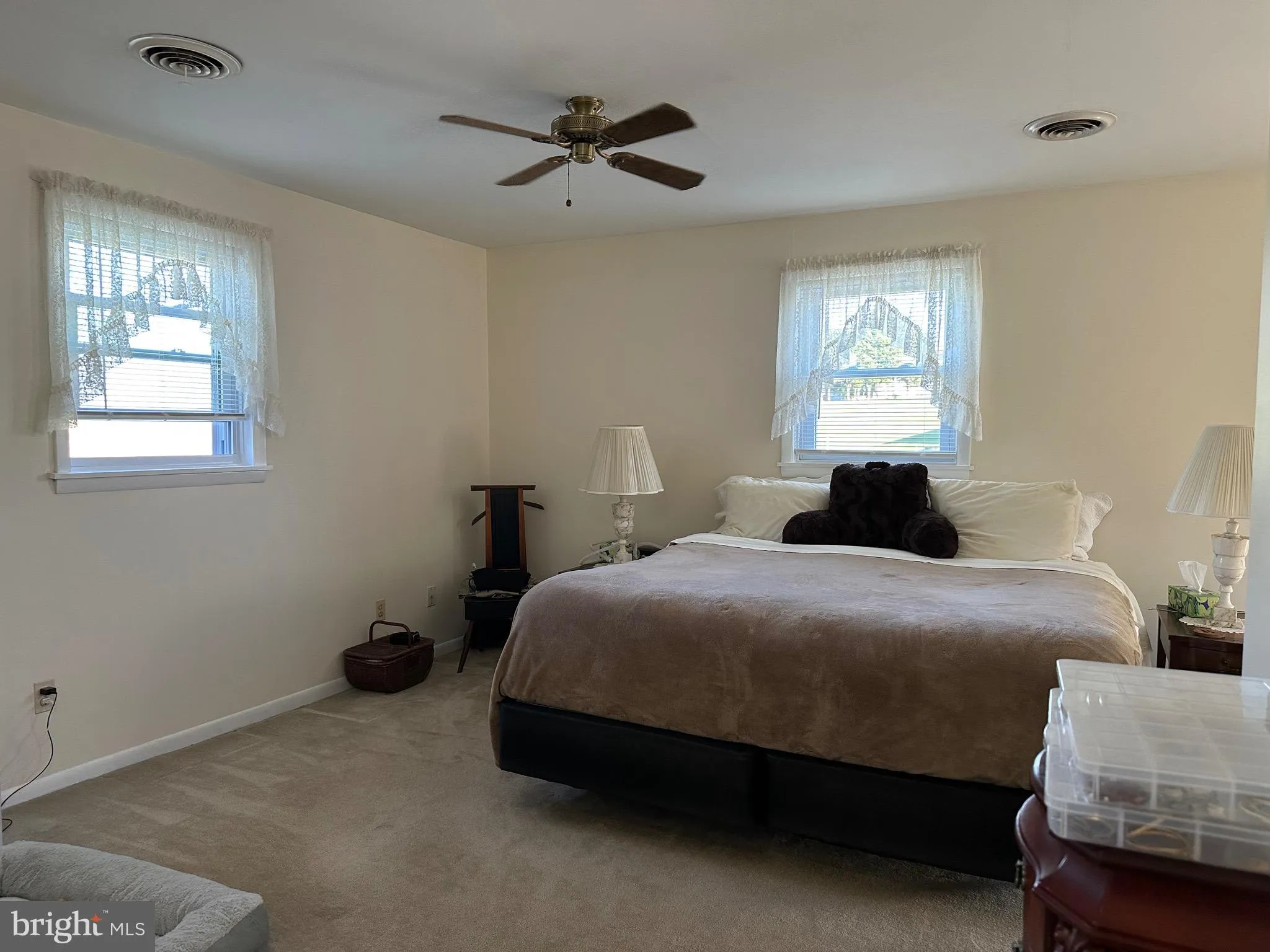 Hanover, Pennsylvania 17331, United States, 5 Bedrooms Bedrooms, ,2 BathroomsBathrooms,Residential,Pending,112643