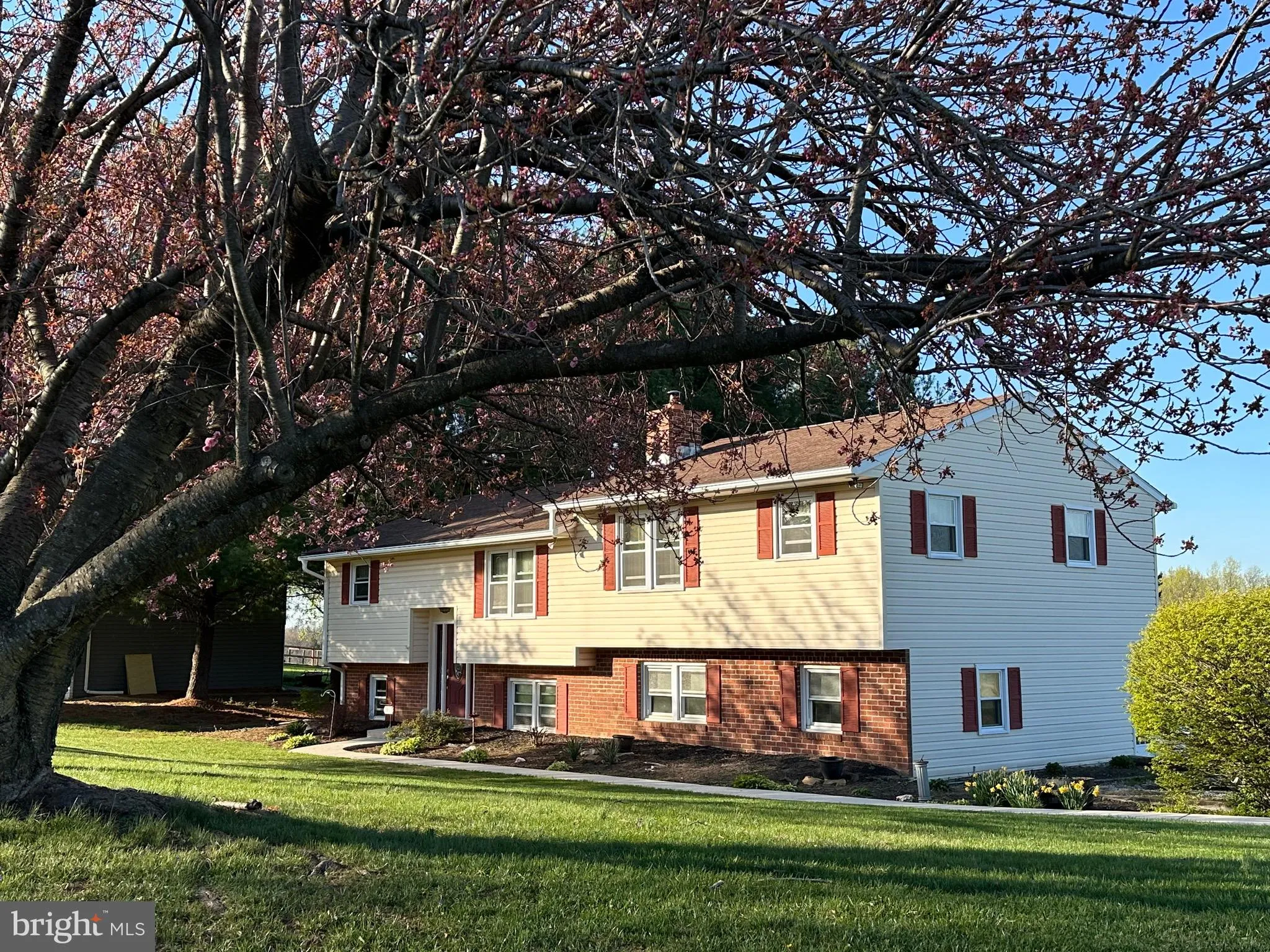 Hanover, Pennsylvania 17331, United States, 5 Bedrooms Bedrooms, ,2 BathroomsBathrooms,Residential,Pending,112643