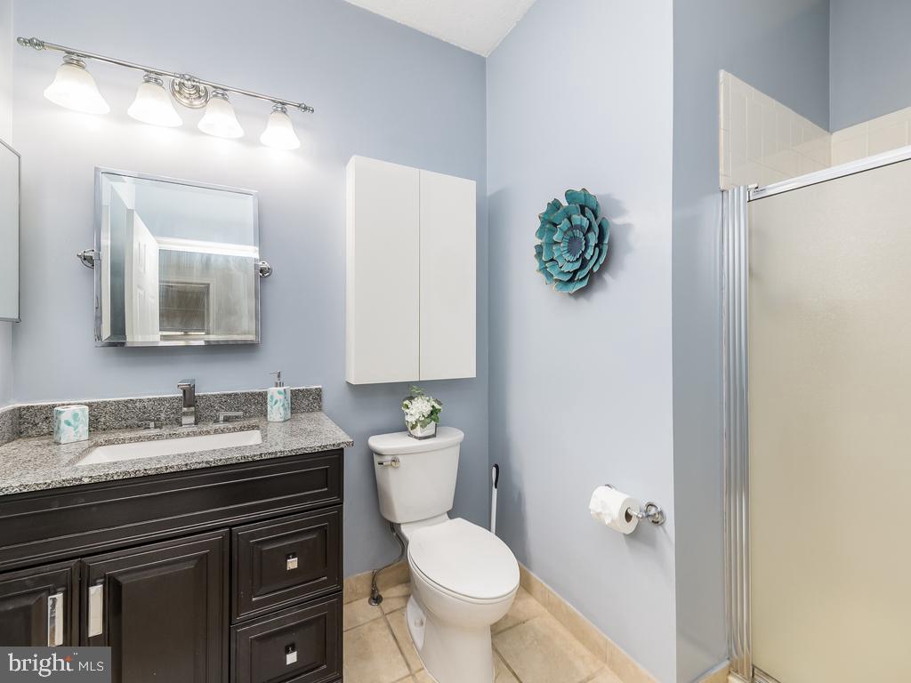 OAK PARK CONDO - Residential