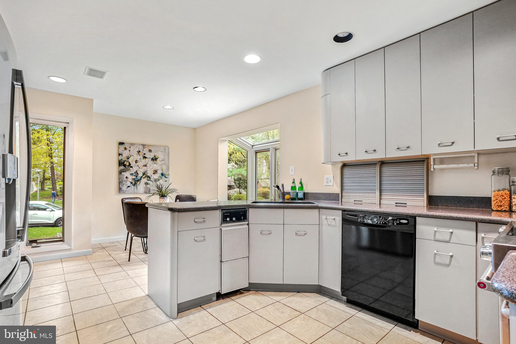 CONGRESSIONAL COUNTRY CLUB ESTATES - Residential