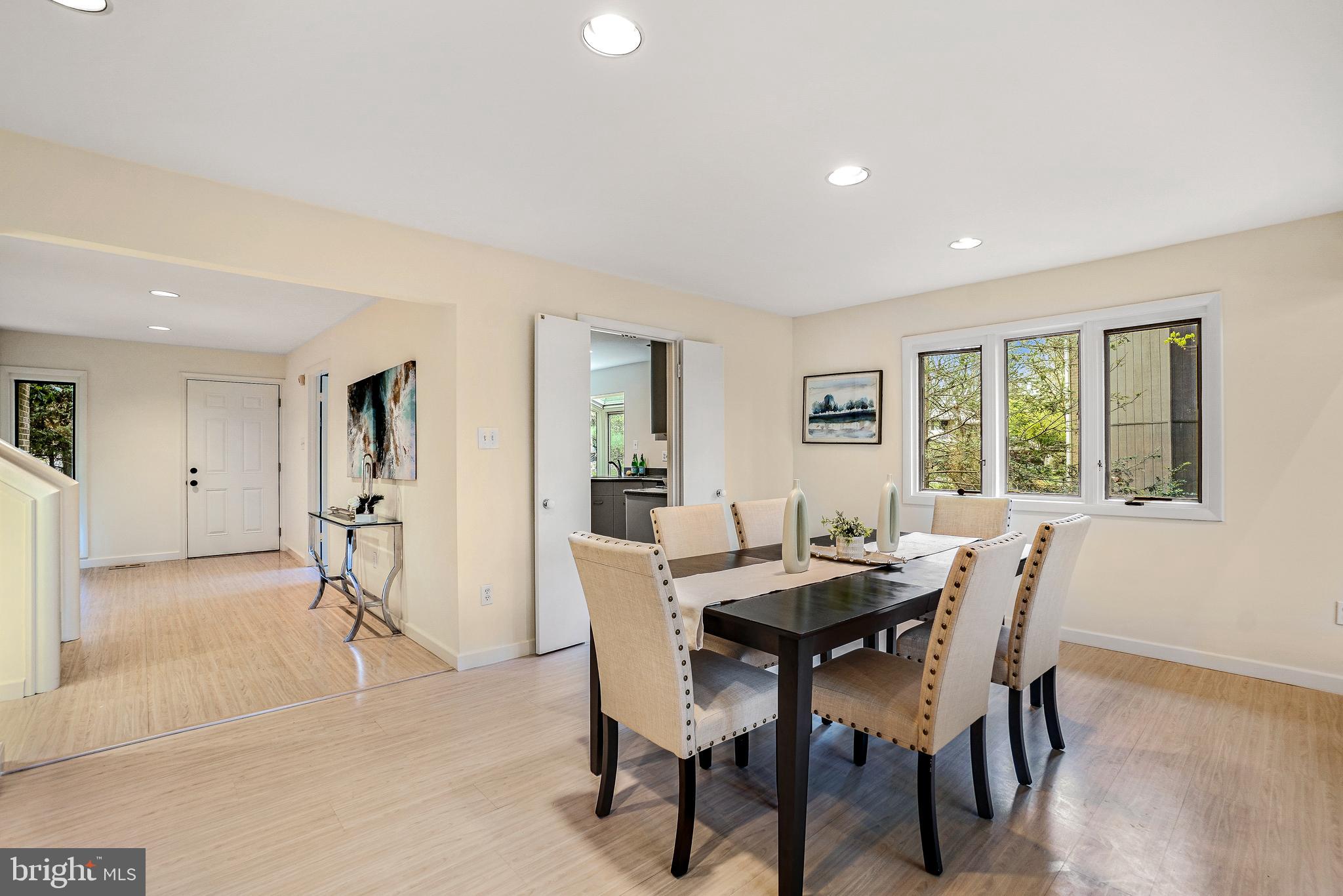 CONGRESSIONAL COUNTRY CLUB ESTATES - Residential