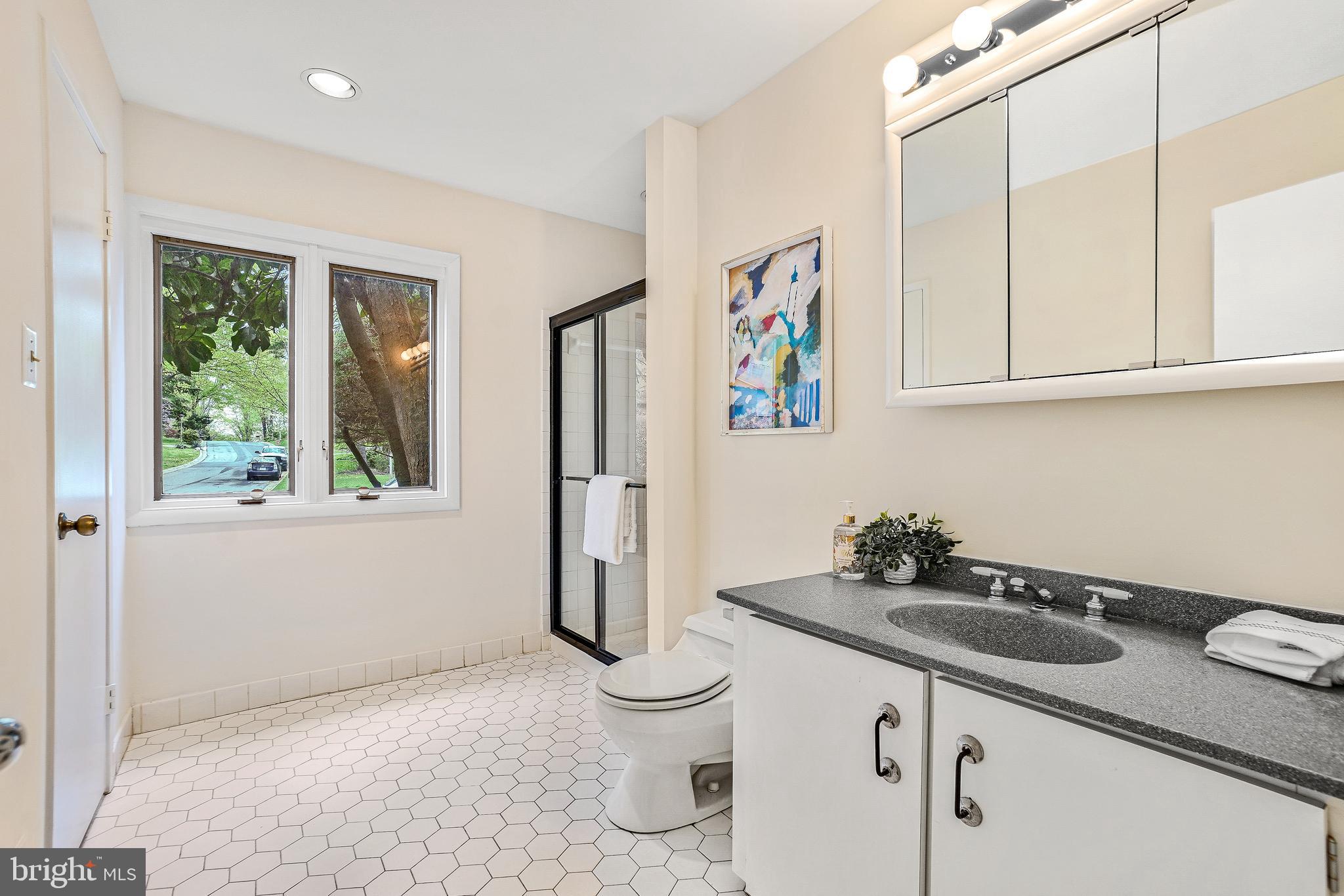 CONGRESSIONAL COUNTRY CLUB ESTATES - Residential