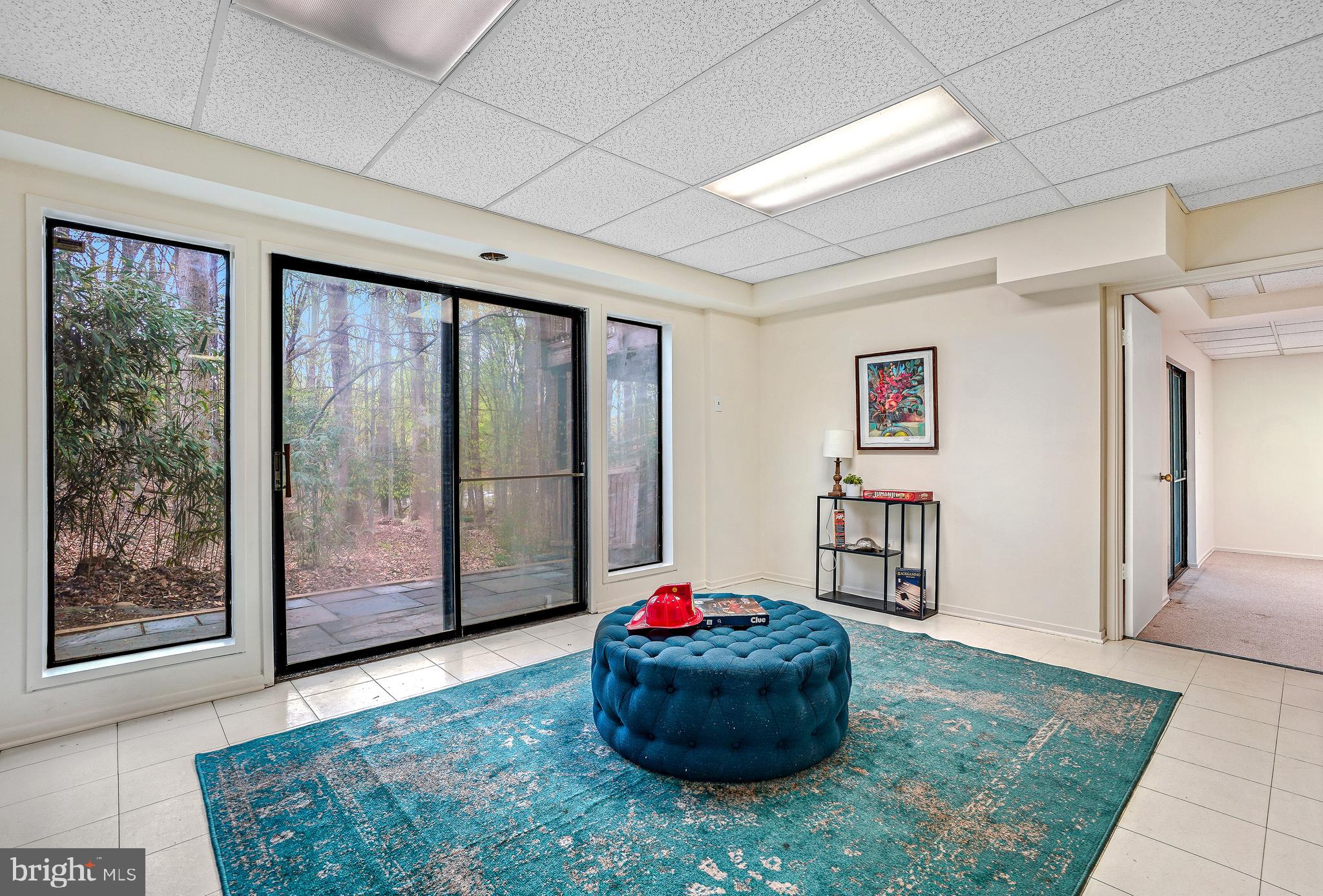 CONGRESSIONAL COUNTRY CLUB ESTATES - Residential