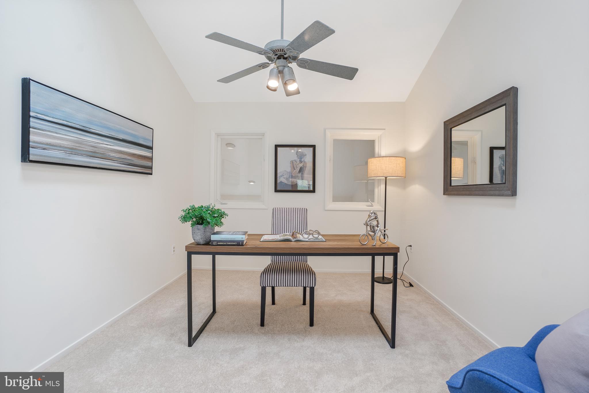 CONGRESSIONAL COUNTRY CLUB ESTATES - Residential